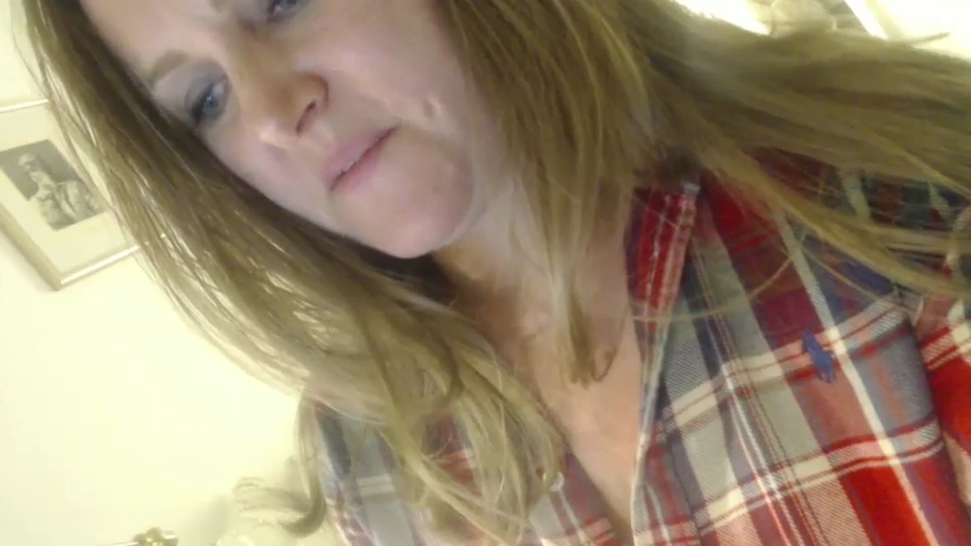 Gallery image thumbnail from JustLily's myfreecams stream on, 10/15/2024, 19:58 image 4 of 20