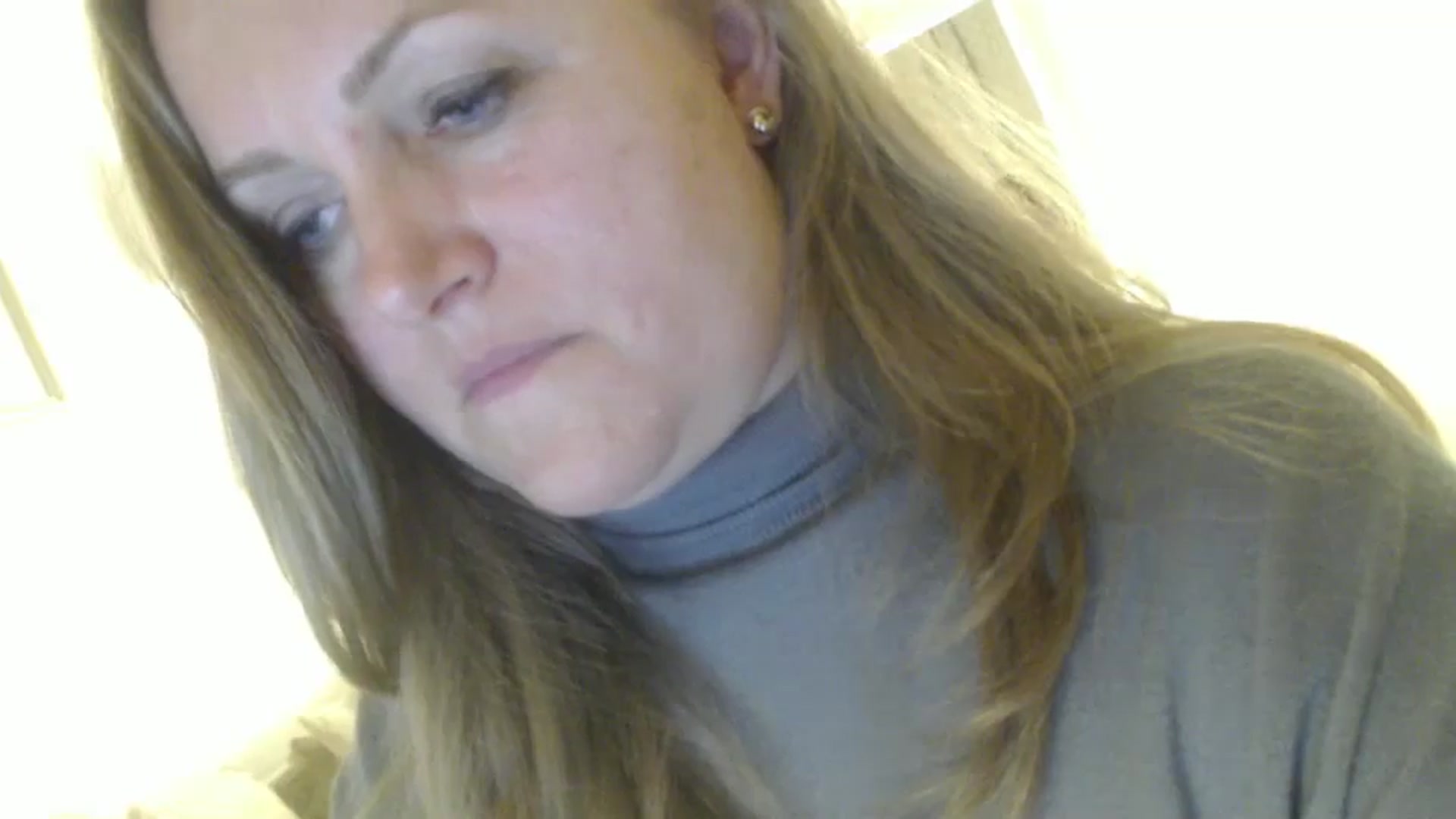 Gallery image thumbnail from JustLily's myfreecams stream on, 10/16/2024, 21:32 image 10 of 20