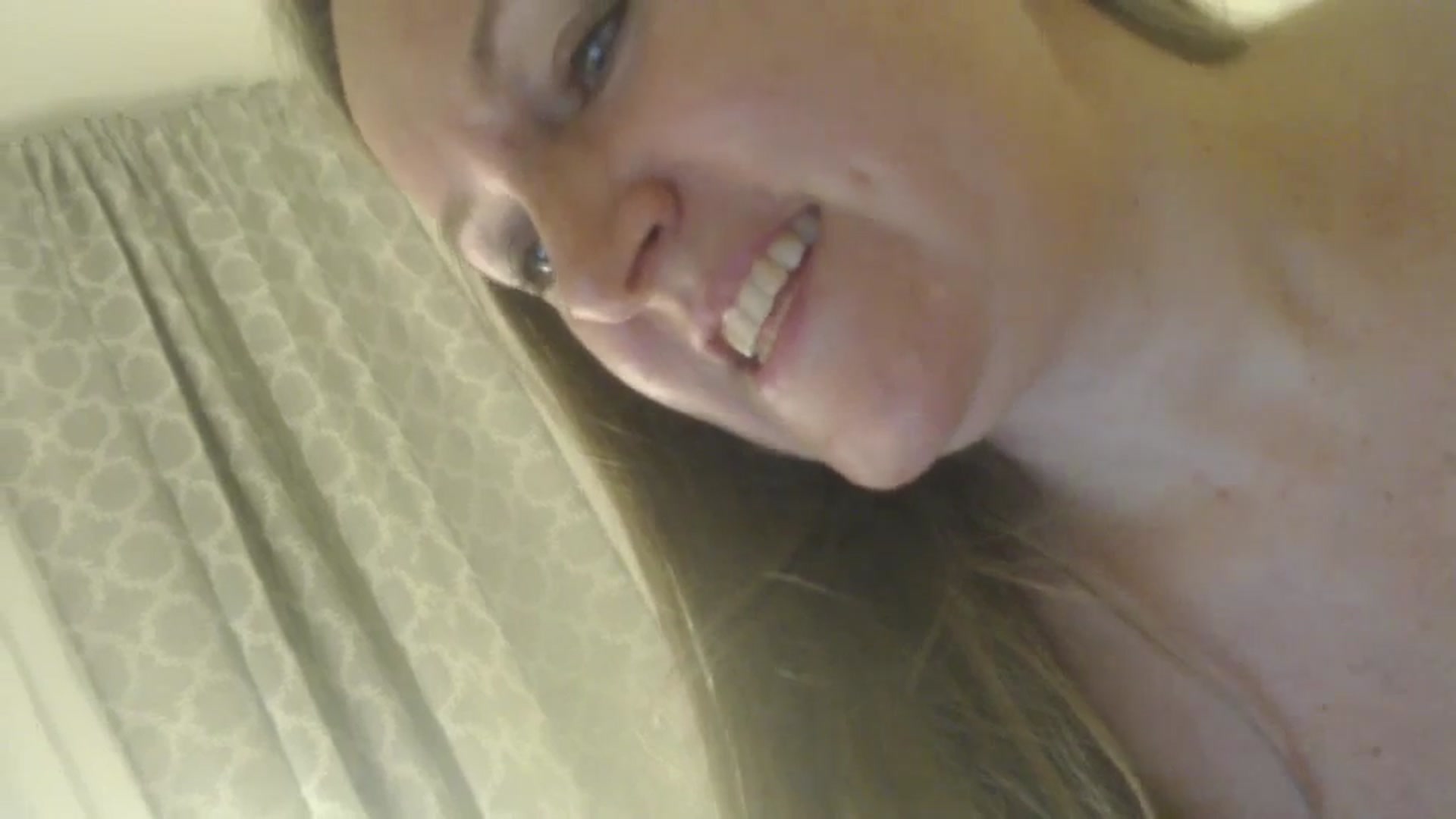 Gallery image thumbnail from JustLily's myfreecams stream on, 10/18/2024, 21:24 image 20 of 20