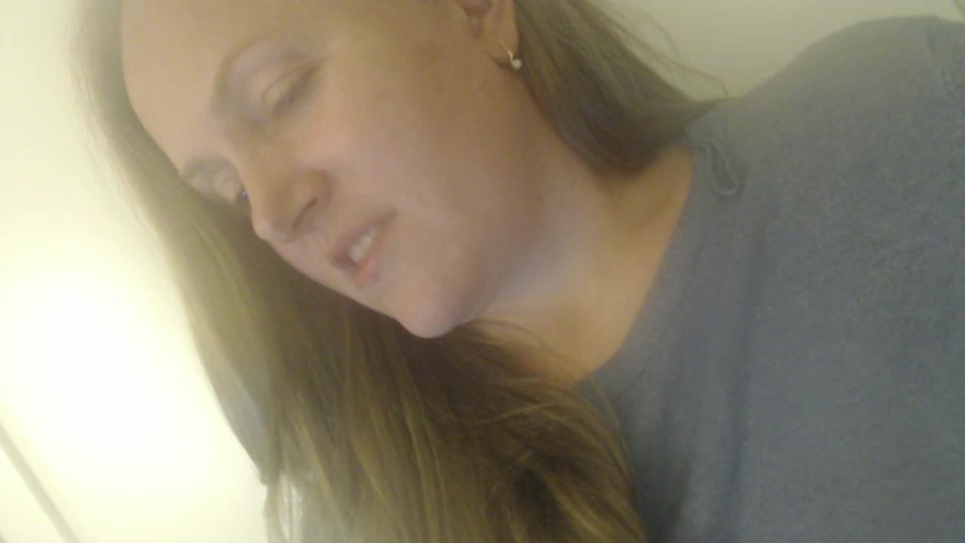 Gallery image thumbnail from JustLily's myfreecams stream on, 10/22/2024, 22:51 image 2 of 20