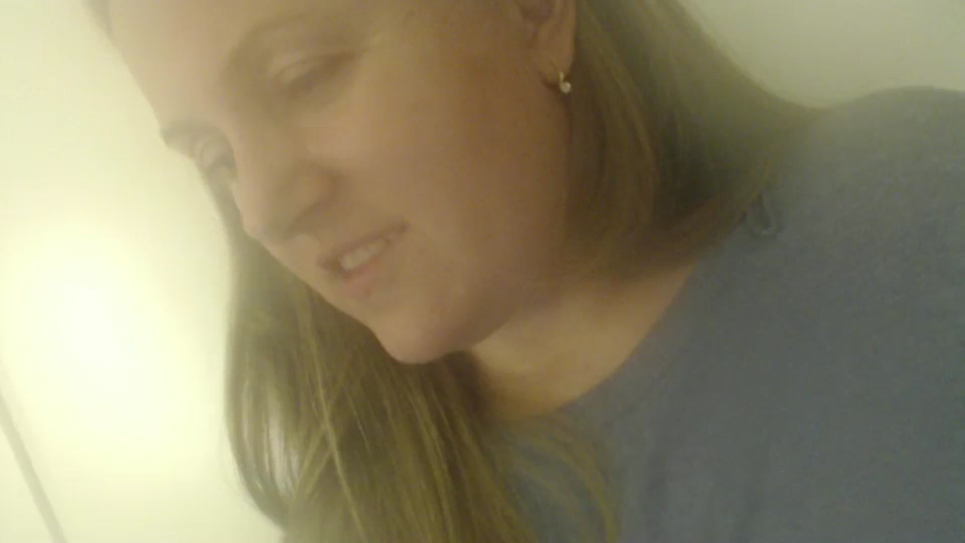 Gallery image thumbnail from JustLily's myfreecams stream on, 10/22/2024, 22:51 image 11 of 20