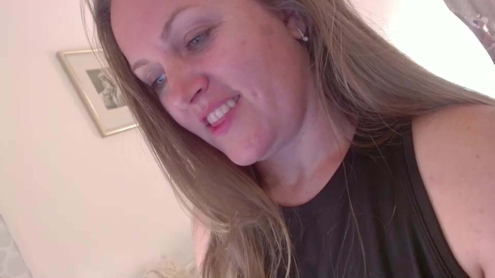 Gallery image thumbnail from JustLily's myfreecams stream on, 11/04/2024, 22:47 image 3 of 20