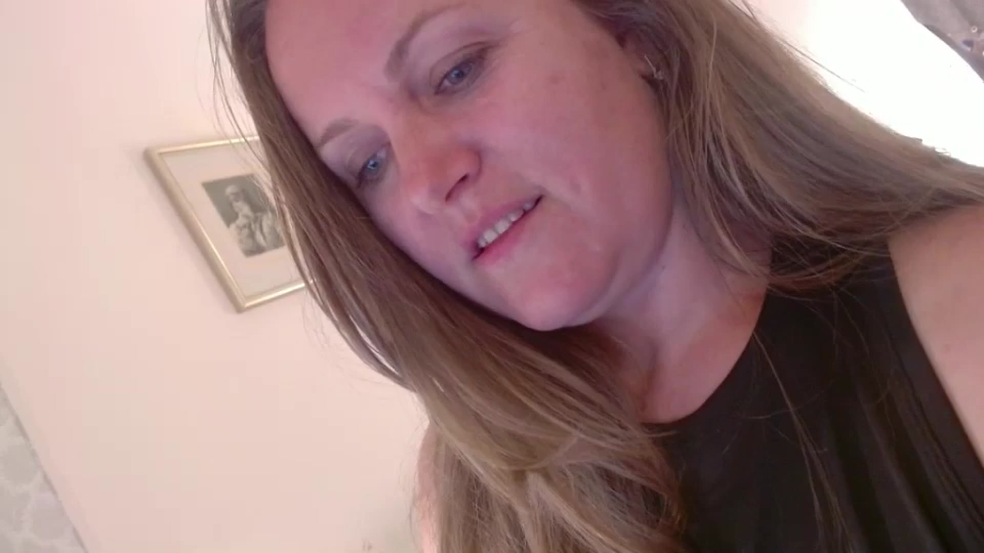 Gallery image thumbnail from JustLily's myfreecams stream on, 11/04/2024, 22:47 image 6 of 20