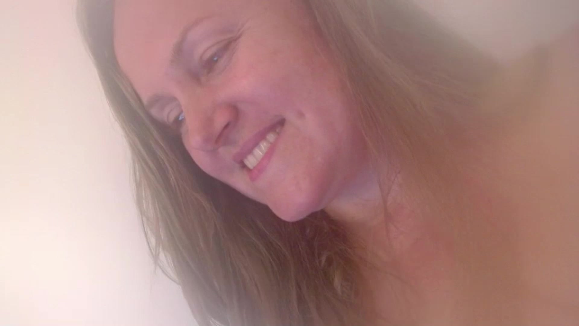 Gallery image thumbnail from JustLily's myfreecams stream on, 11/08/2024, 18:58 image 20 of 20