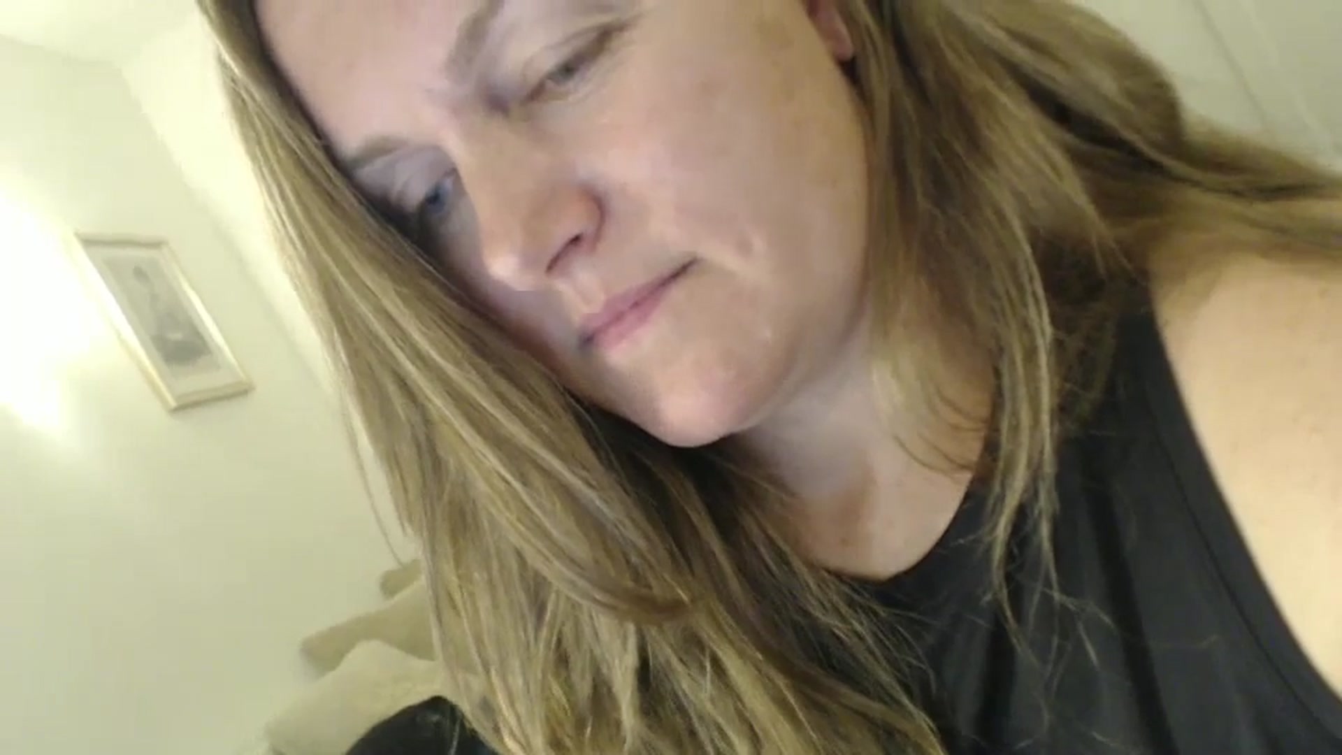 Gallery image thumbnail from JustLily's myfreecams stream on, 11/15/2024, 23:22 image 12 of 20