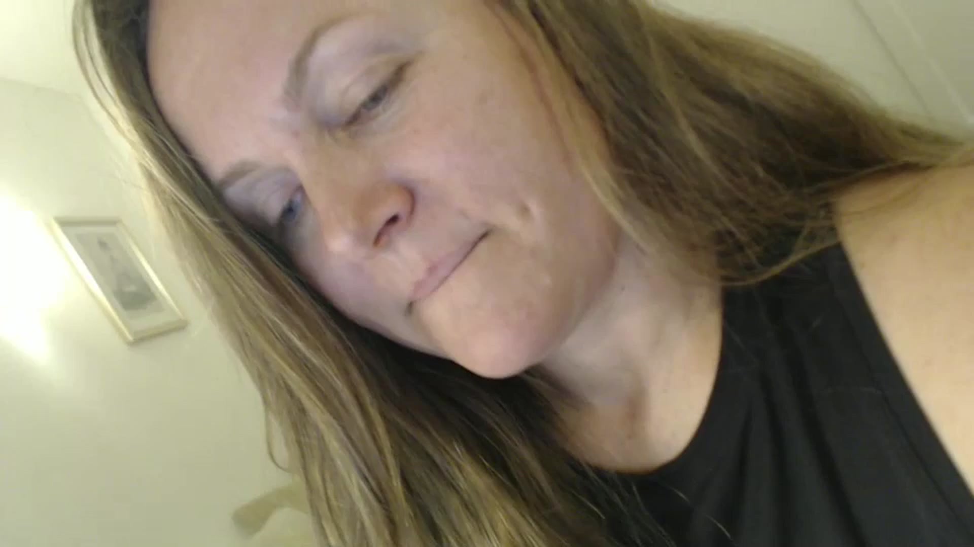 Gallery image thumbnail from JustLily's myfreecams stream on, 11/15/2024, 23:22 image 3 of 20