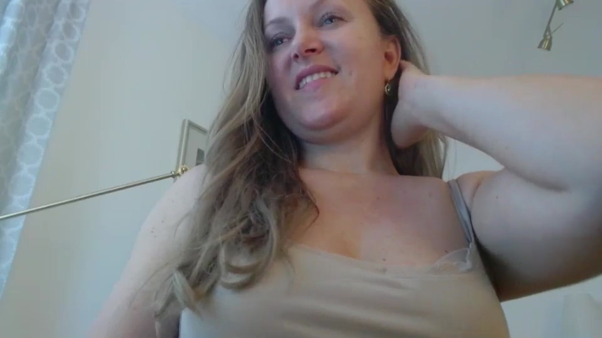 Gallery image thumbnail from JustLily's myfreecams stream on, 11/19/2024, 11:10 image 19 of 20