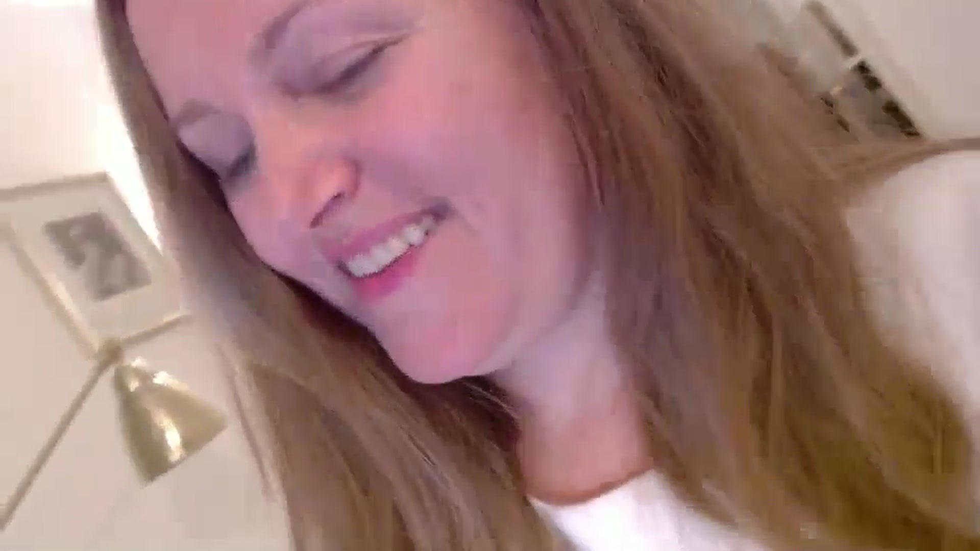 Gallery image thumbnail from JustLily's myfreecams stream on, 11/21/2024, 23:26 image 3 of 20