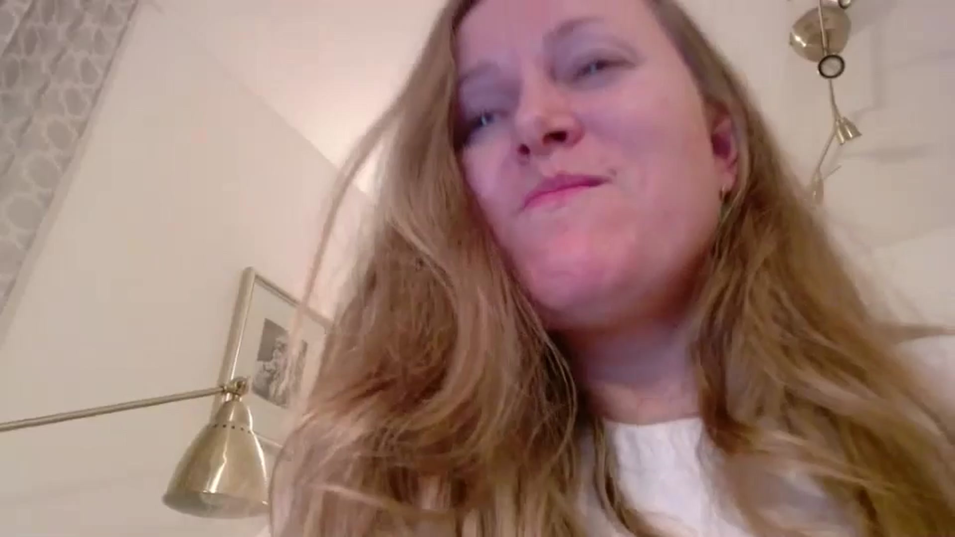 Gallery image thumbnail from JustLily's myfreecams stream on, 11/21/2024, 23:26 image 10 of 20