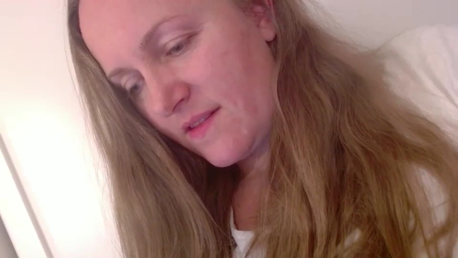Gallery image thumbnail from JustLily's myfreecams stream on, 11/22/2024, 23:02 image 6 of 20