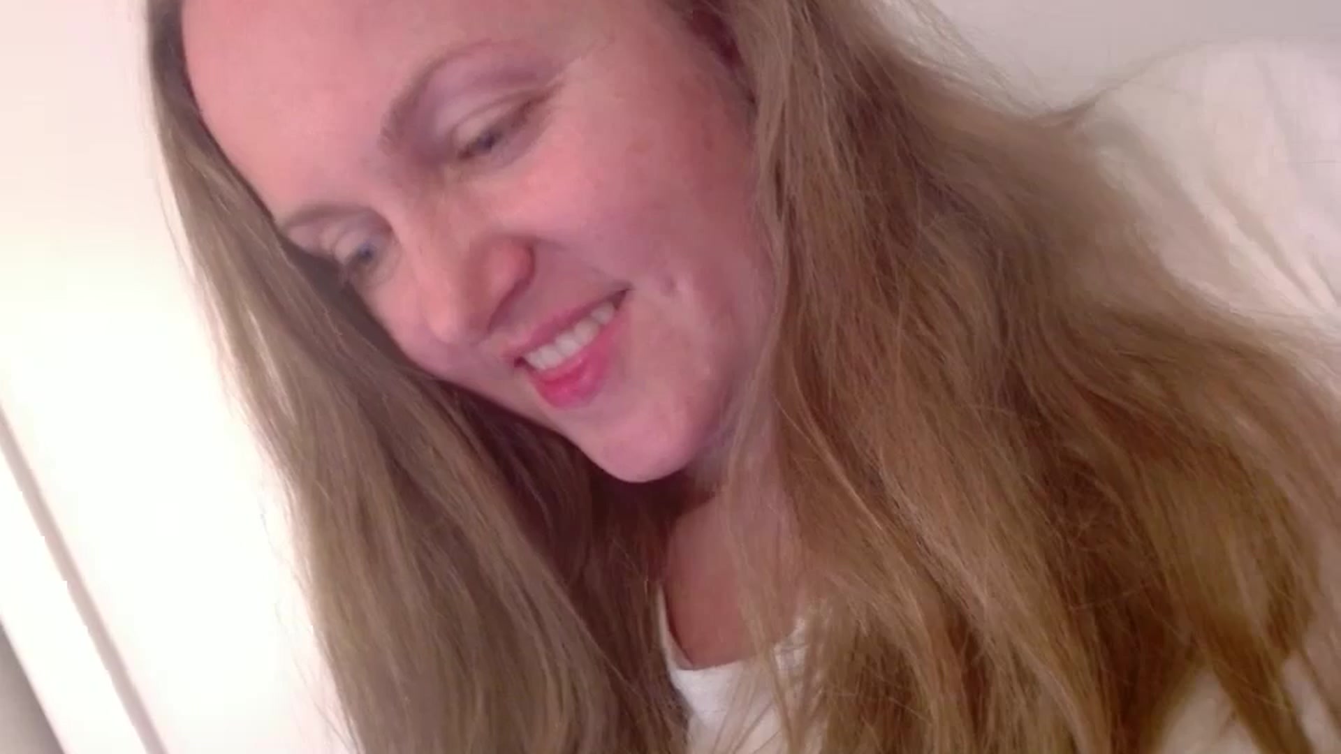 Gallery image thumbnail from JustLily's myfreecams stream on, 11/22/2024, 23:02 image 2 of 20