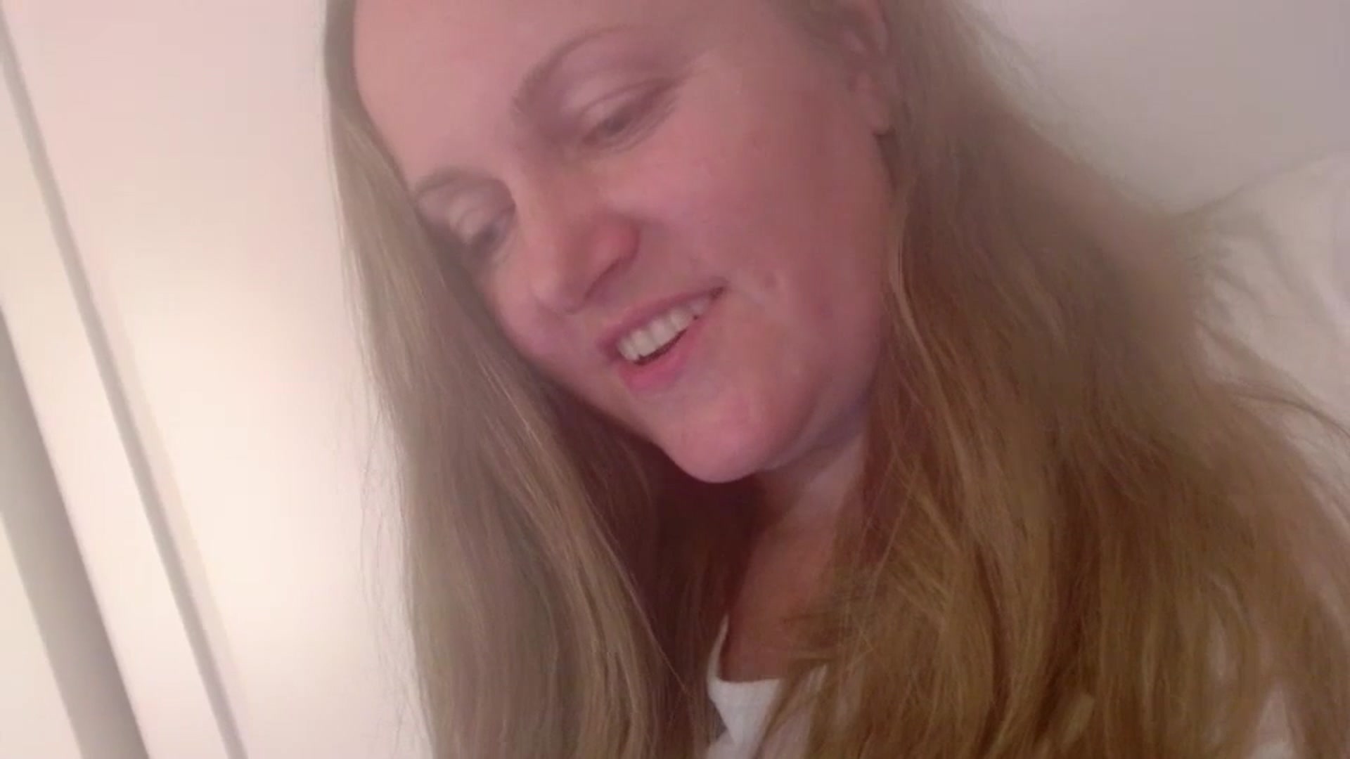 Gallery image thumbnail from JustLily's myfreecams stream on, 11/22/2024, 23:02 image 16 of 20