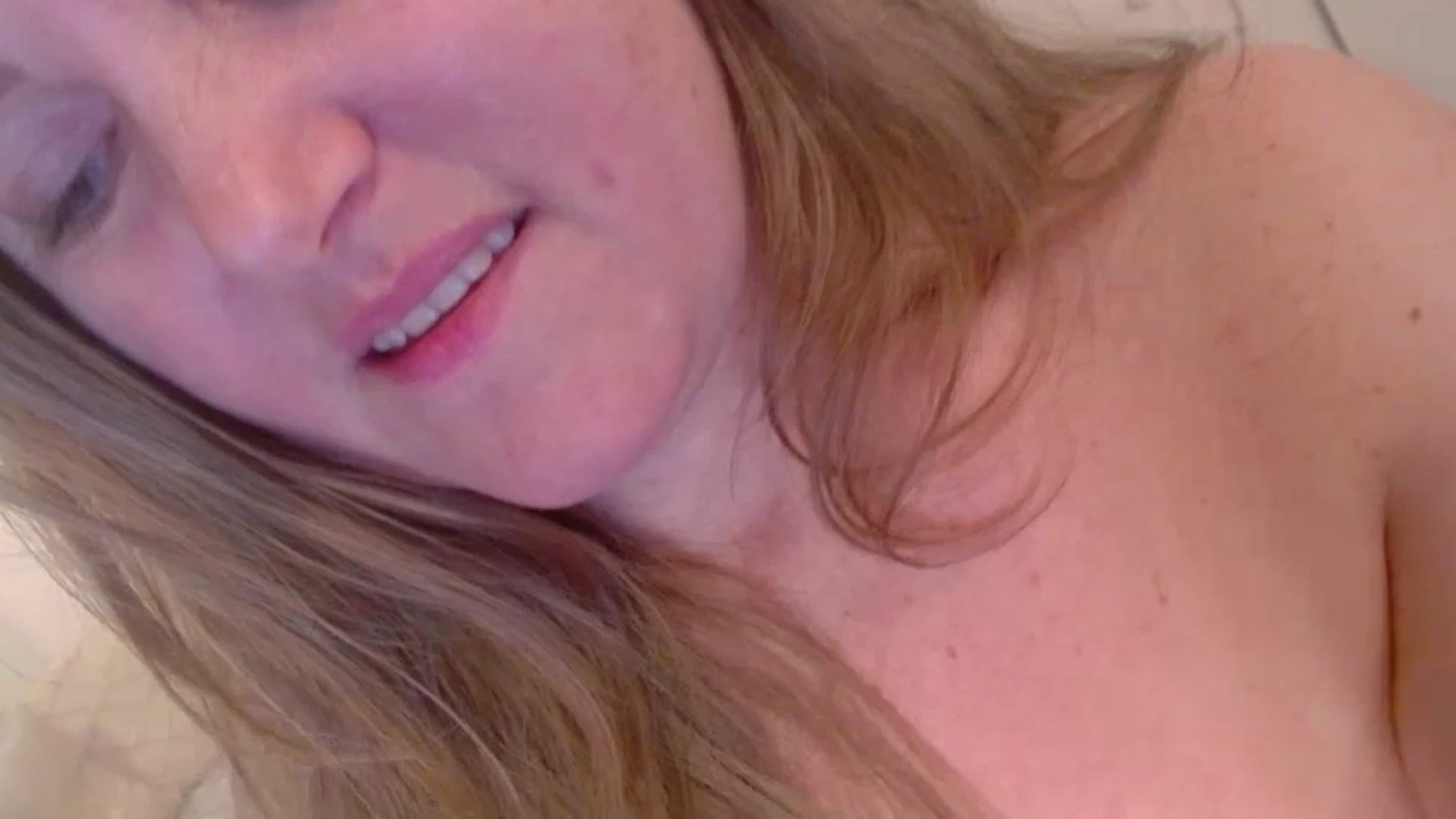 Gallery image thumbnail from JustLily's myfreecams stream on, 12/09/2024, 23:38 image 7 of 20