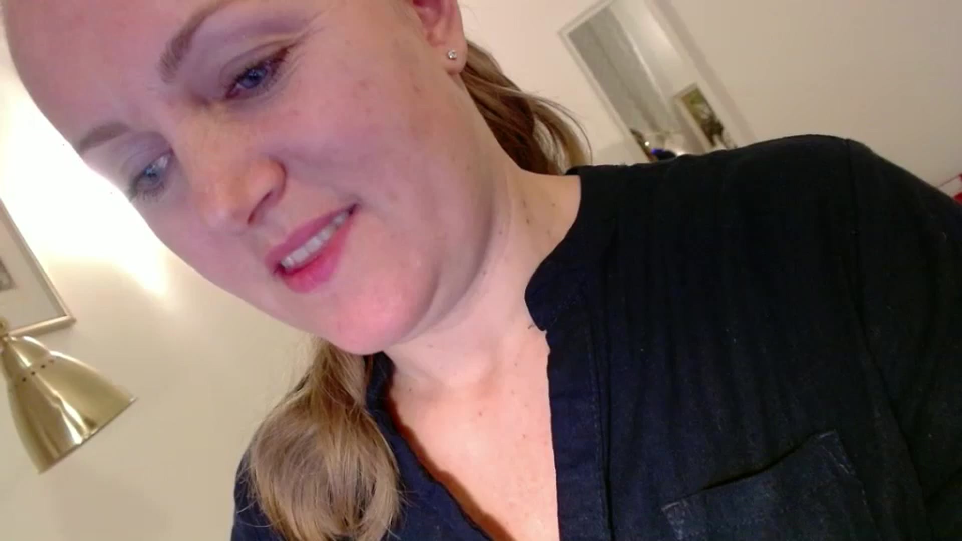 Gallery image thumbnail from JustLily's myfreecams stream on, 12/11/2024, 20:42 image 6 of 20