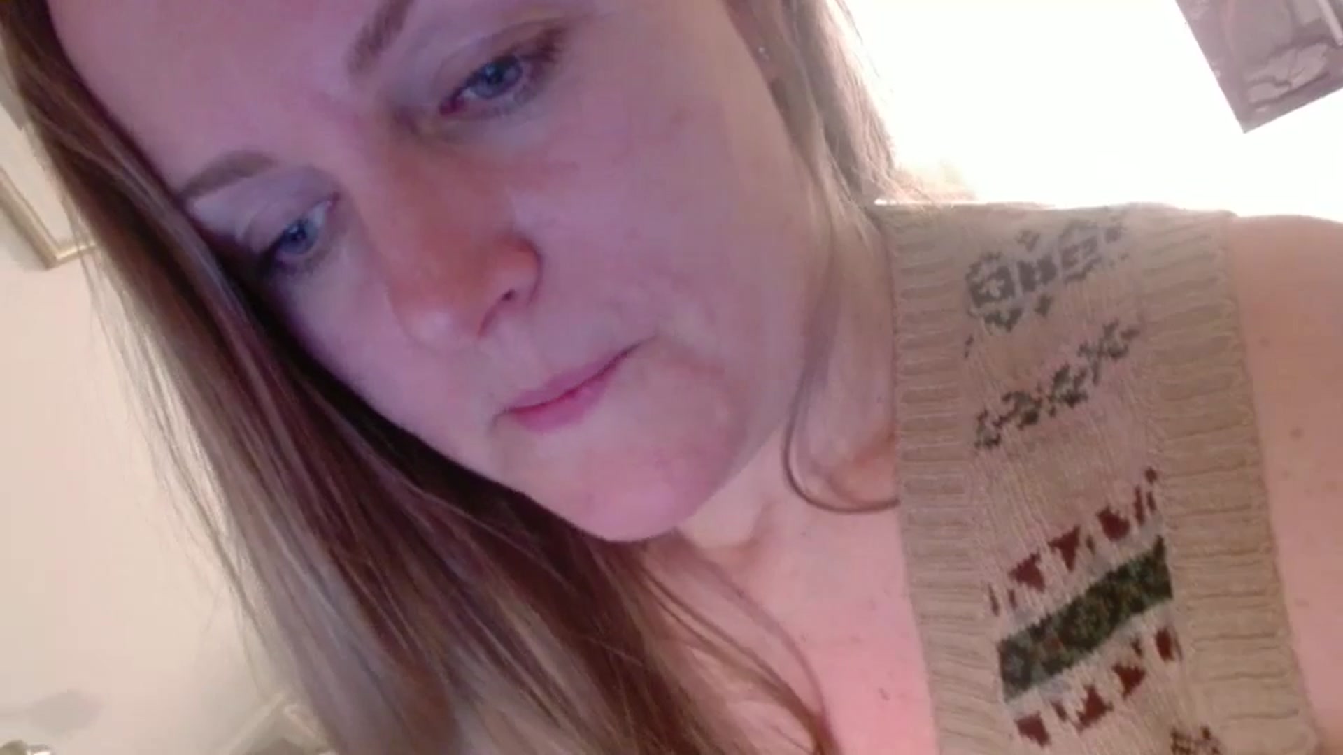 Gallery image thumbnail from JustLily's myfreecams stream on, 12/23/2024, 16:29 image 7 of 20