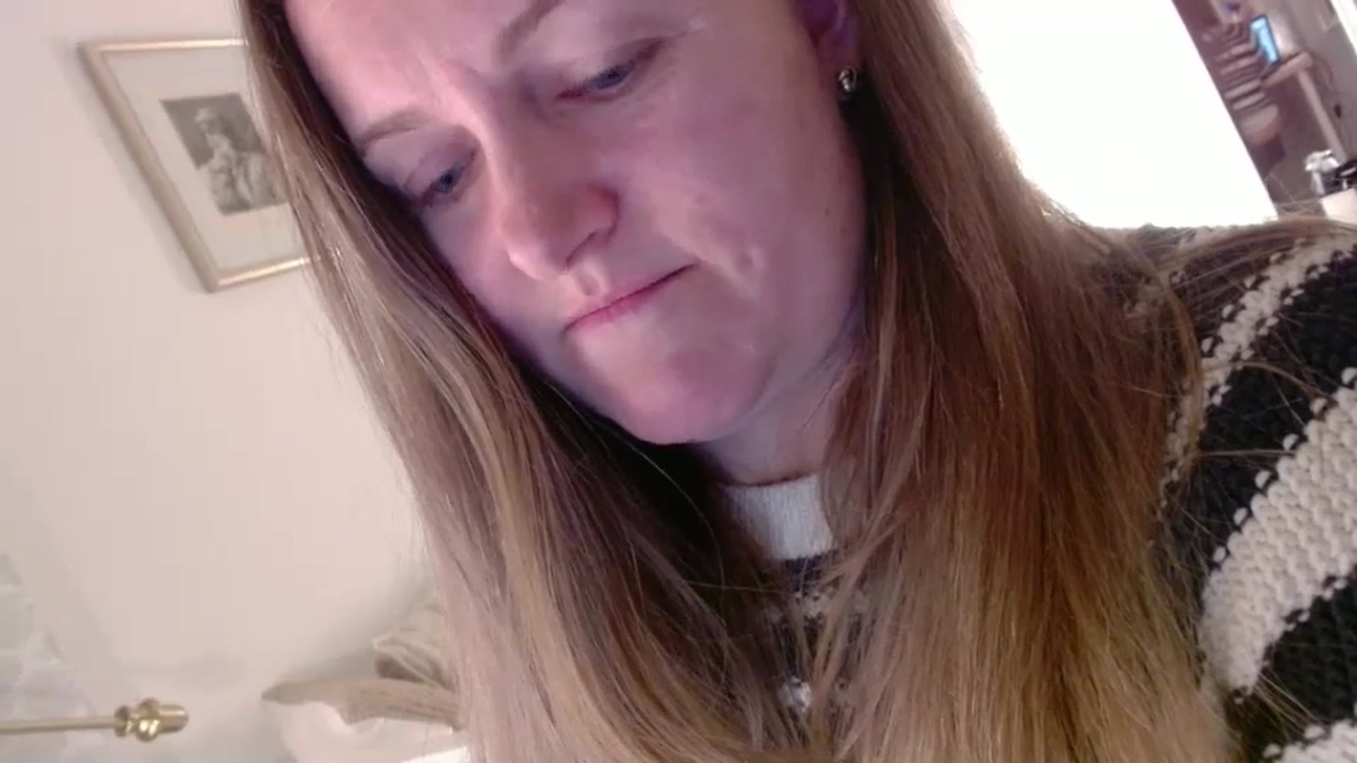 Gallery image thumbnail from JustLily's myfreecams stream on, 01/03/2025, 22:24 image 12 of 20