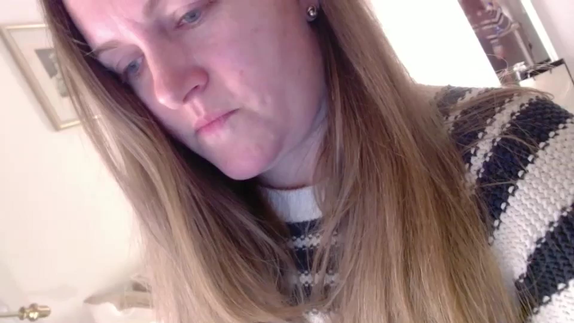 Gallery image thumbnail from JustLily's myfreecams stream on, 01/03/2025, 22:24 image 1 of 20