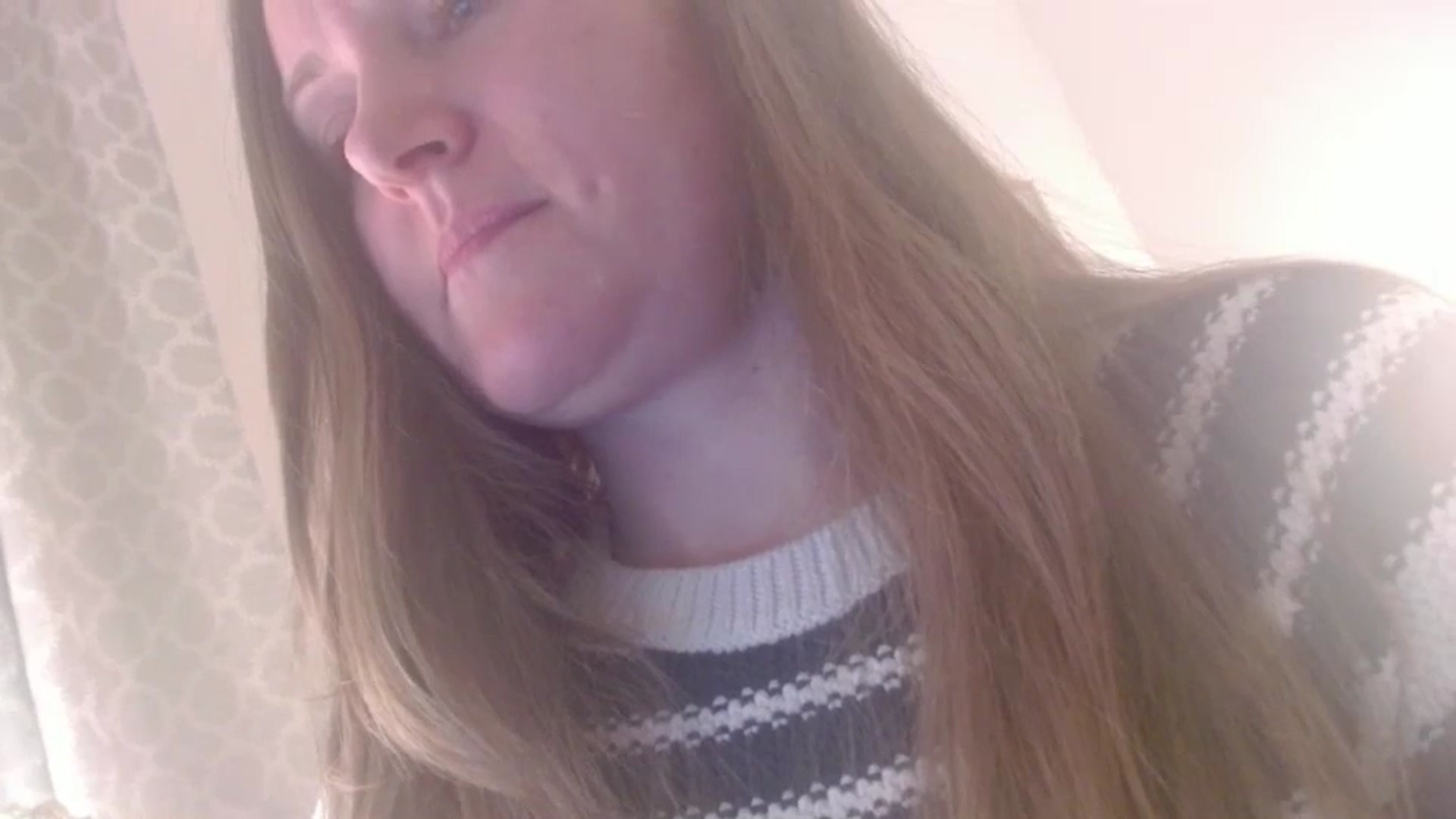 Gallery image thumbnail from JustLily's myfreecams stream on, 01/04/2025, 24:05 image 2 of 20