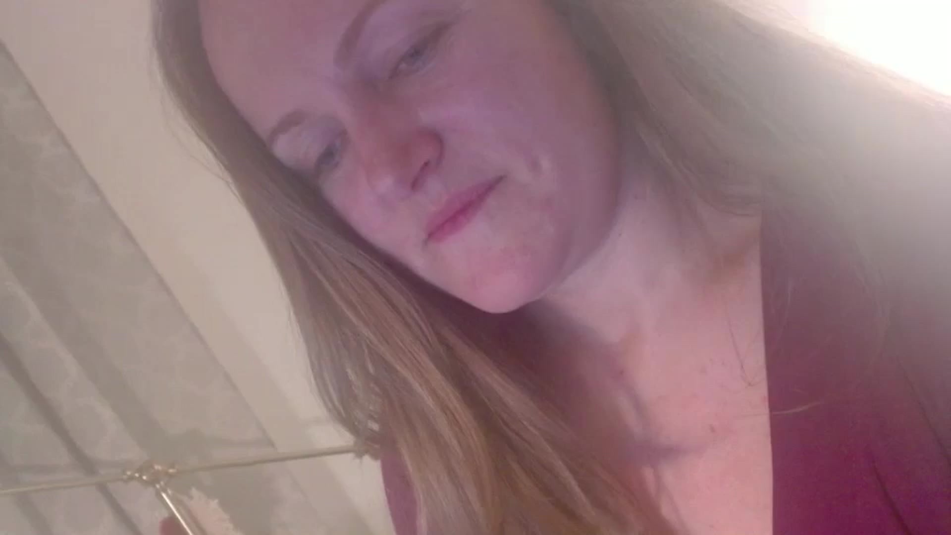 Gallery image thumbnail from JustLily's myfreecams stream on, 01/10/2025, 23:08 image 16 of 20