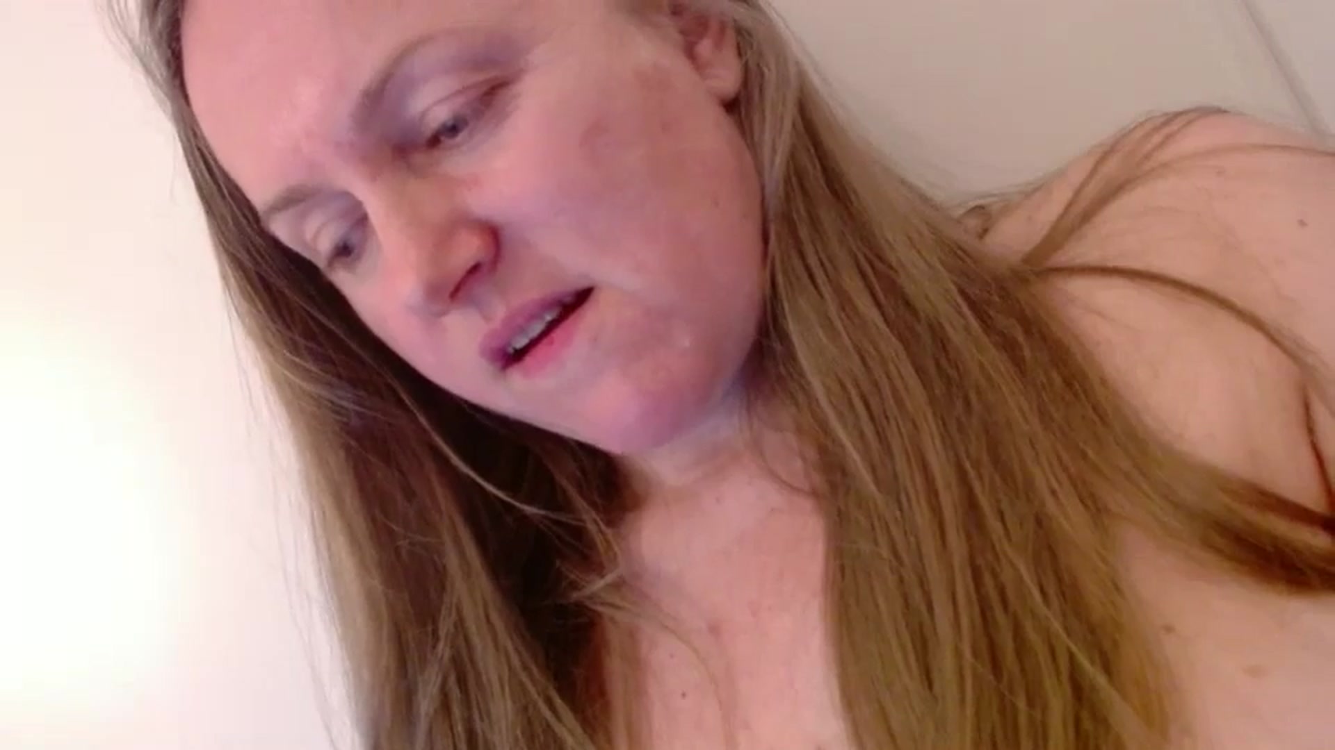 Gallery image thumbnail from JustLily's myfreecams stream on, 01/13/2025, 21:24 image 4 of 20