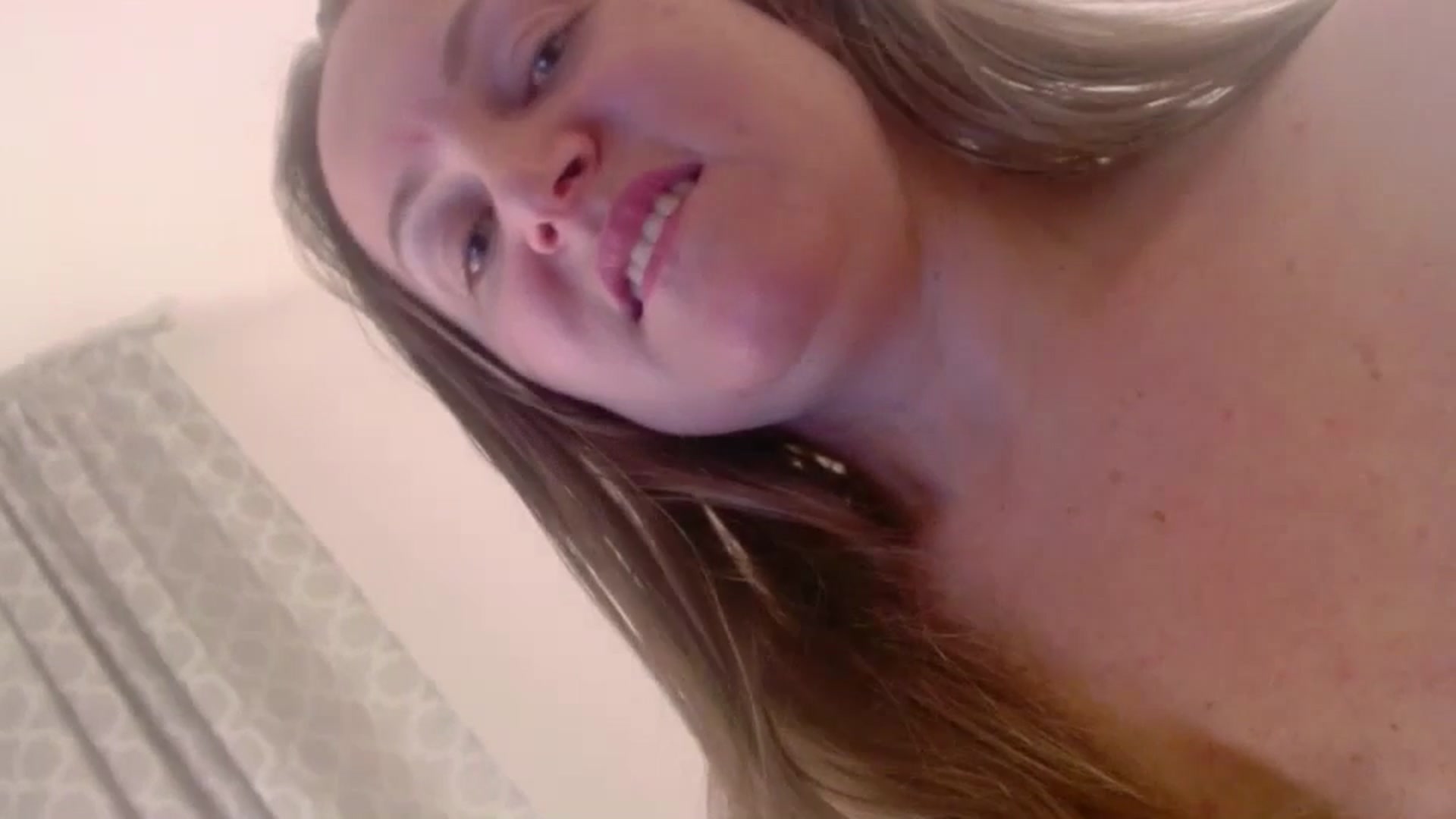 Gallery image thumbnail from JustLily's myfreecams stream on, 01/17/2025, 23:51 image 19 of 20