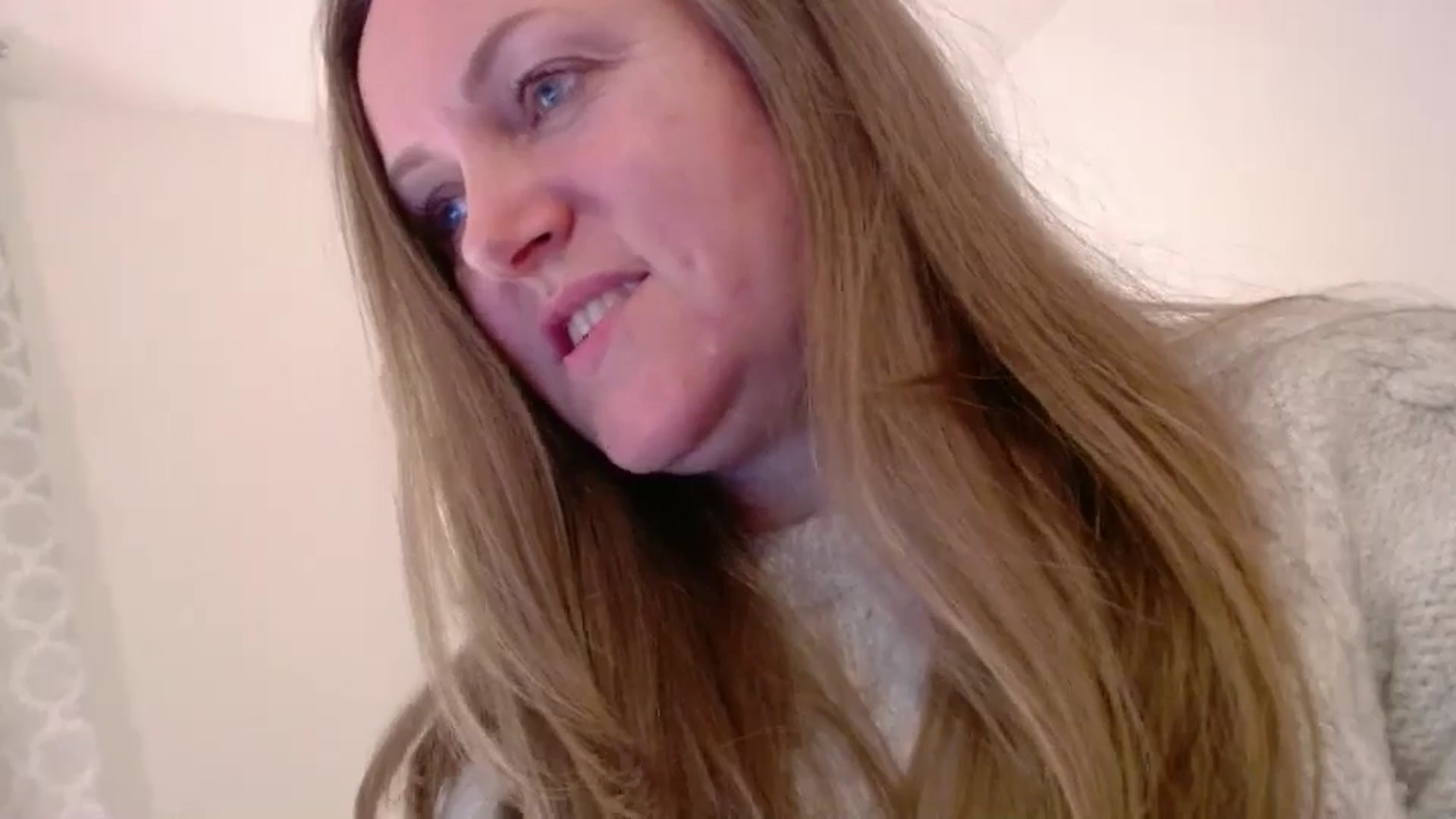 Gallery image thumbnail from JustLily's myfreecams stream on, 01/21/2025, 22:48 image 15 of 20