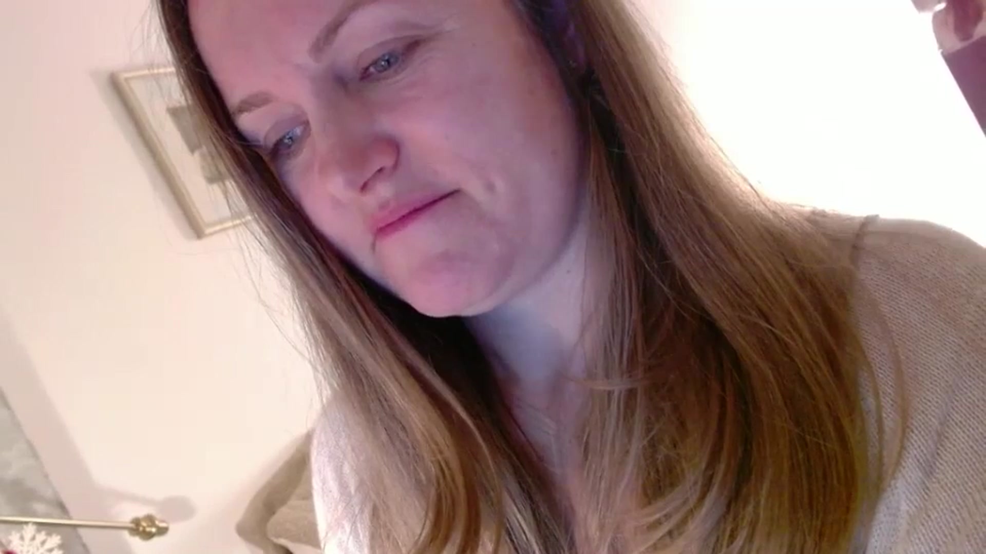 Gallery image thumbnail from JustLily's myfreecams stream on, 01/24/2025, 23:12 image 2 of 20