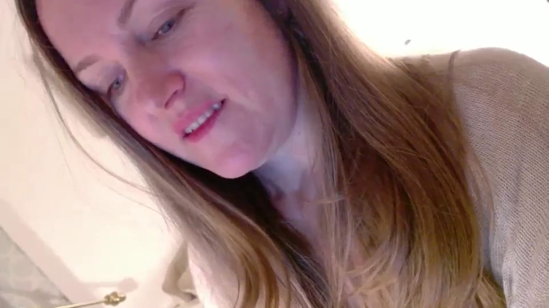 Gallery image thumbnail from JustLily's myfreecams stream on, 01/24/2025, 23:12 image 10 of 20