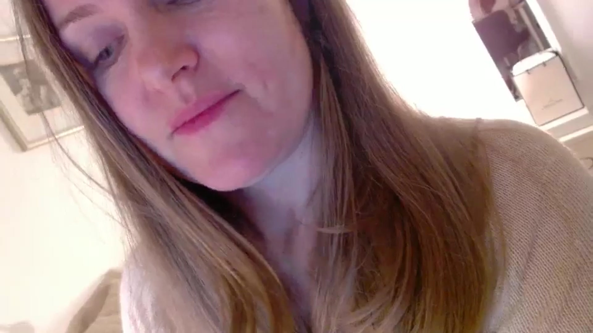 Gallery image thumbnail from JustLily's myfreecams stream on, 01/24/2025, 23:12 image 14 of 20