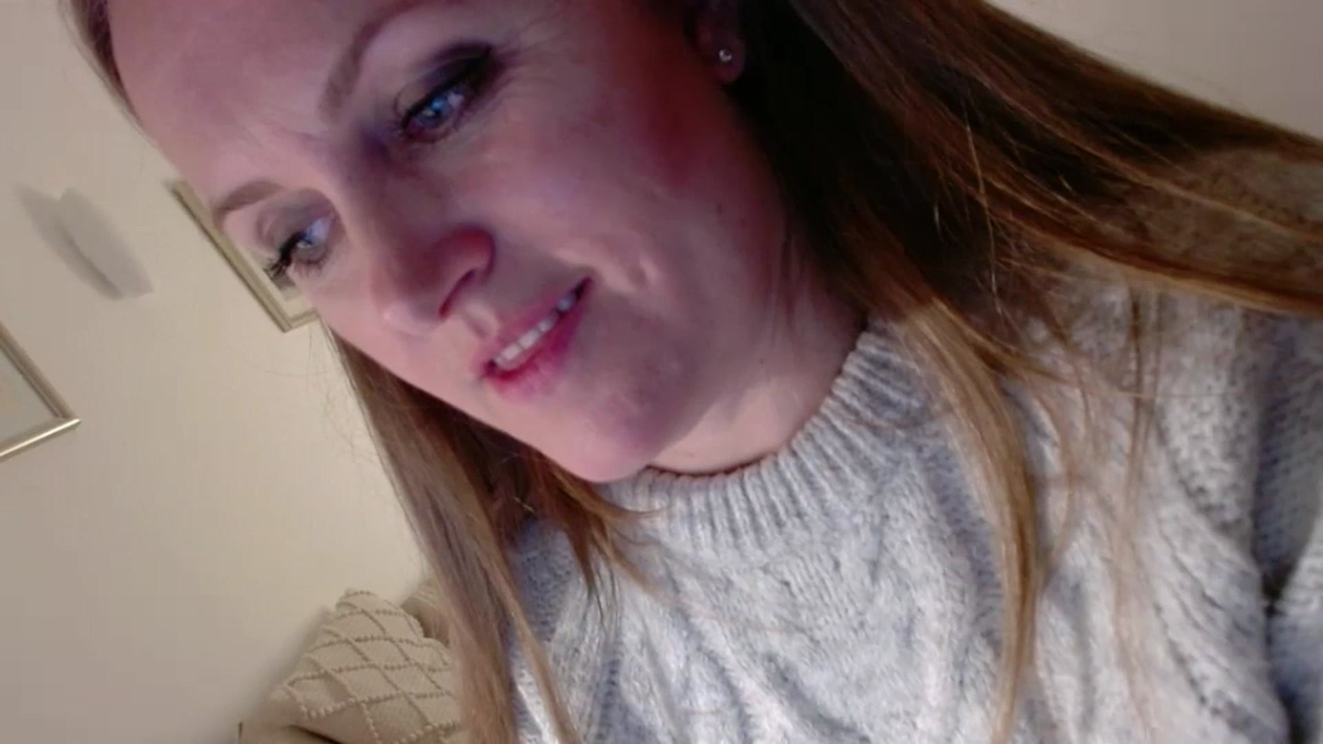 Gallery image thumbnail from JustLily's myfreecams stream on, 01/27/2025, 22:53 image 2 of 20