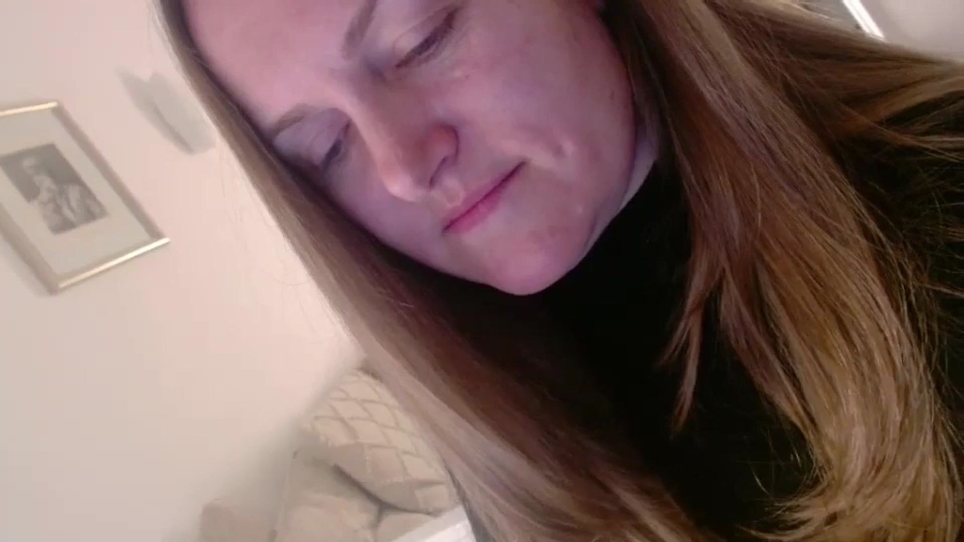 Gallery image thumbnail from JustLily's myfreecams stream on, 02/04/2025, 24:28 image 12 of 20
