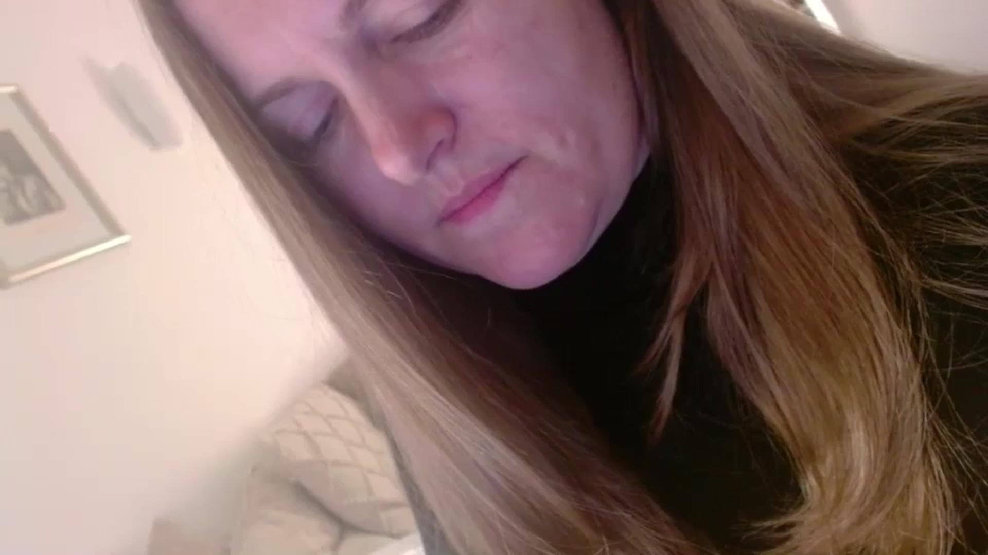 Gallery image thumbnail from JustLily's myfreecams stream on, 02/04/2025, 24:28 image 11 of 20