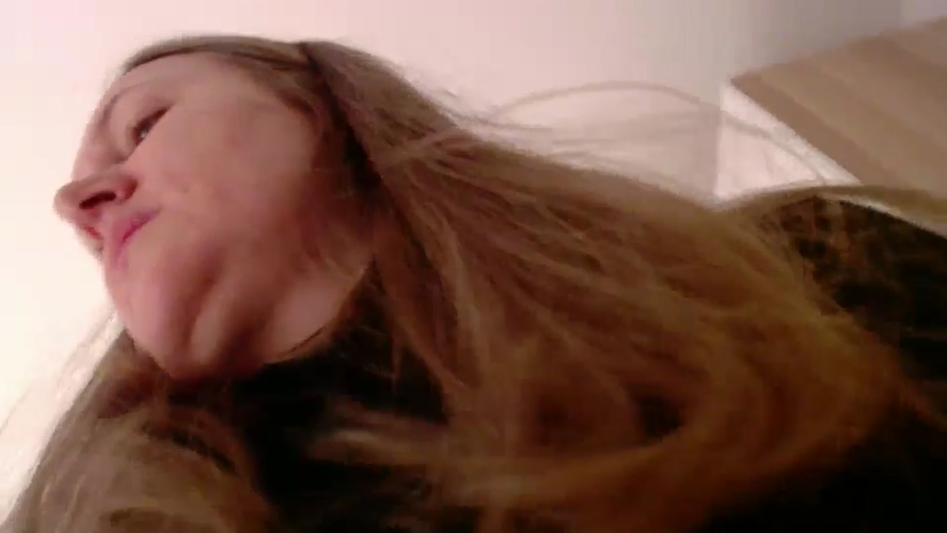Gallery image thumbnail from JustLily's myfreecams stream on, 02/04/2025, 24:28 image 2 of 20