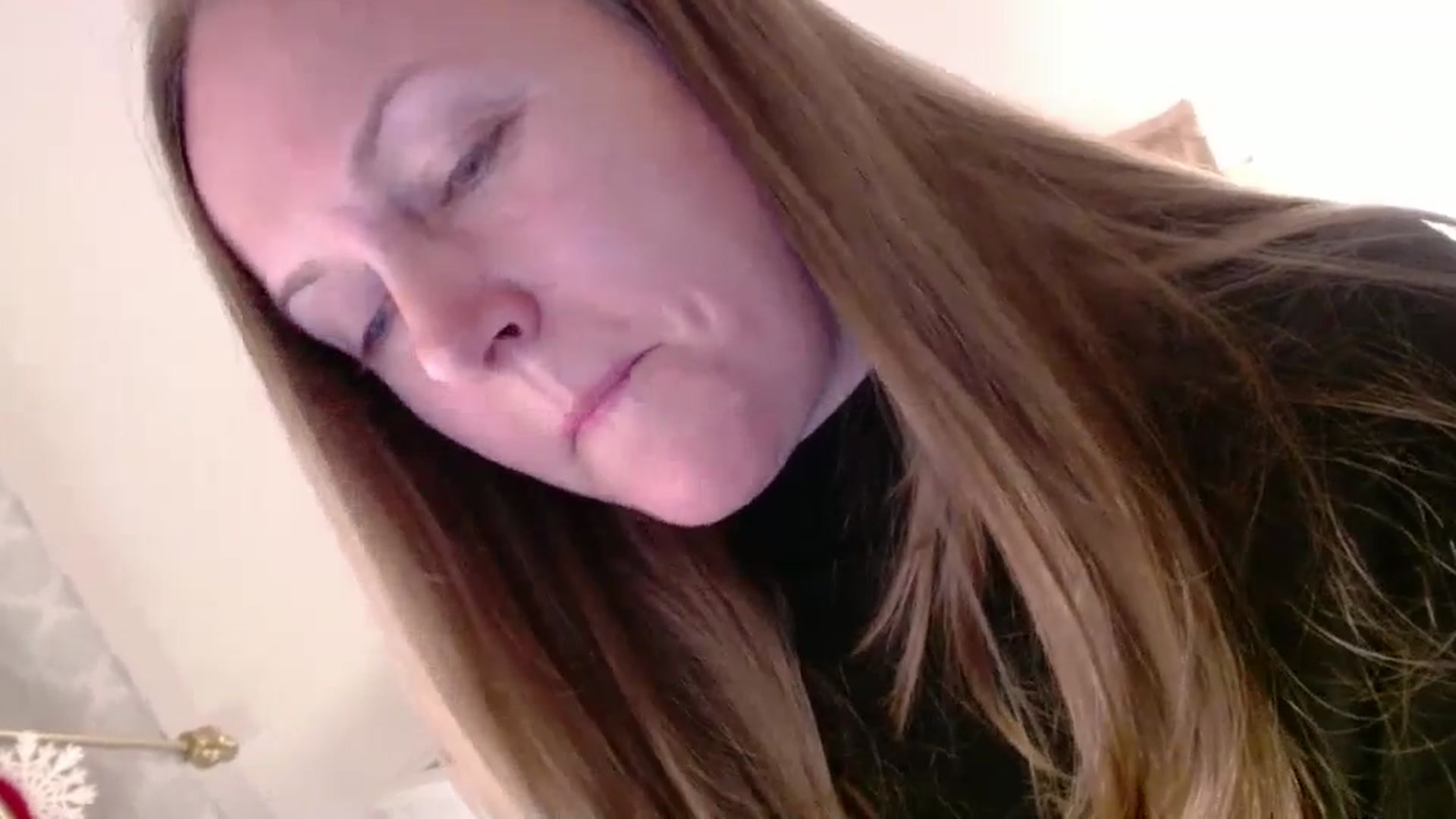 Gallery image thumbnail from JustLily's myfreecams stream on, 02/04/2025, 24:28 image 19 of 20