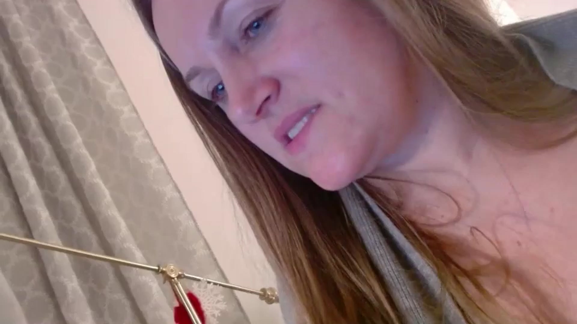 Gallery image thumbnail from JustLily's myfreecams stream on, 02/06/2025, 24:18 image 15 of 20