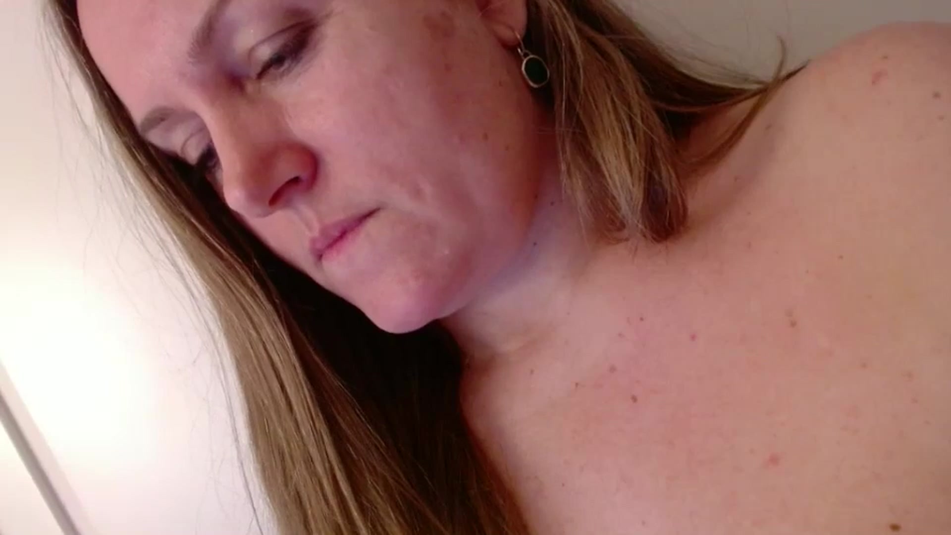 Gallery image thumbnail from JustLily's myfreecams stream on, 02/06/2025, 23:12 image 7 of 20