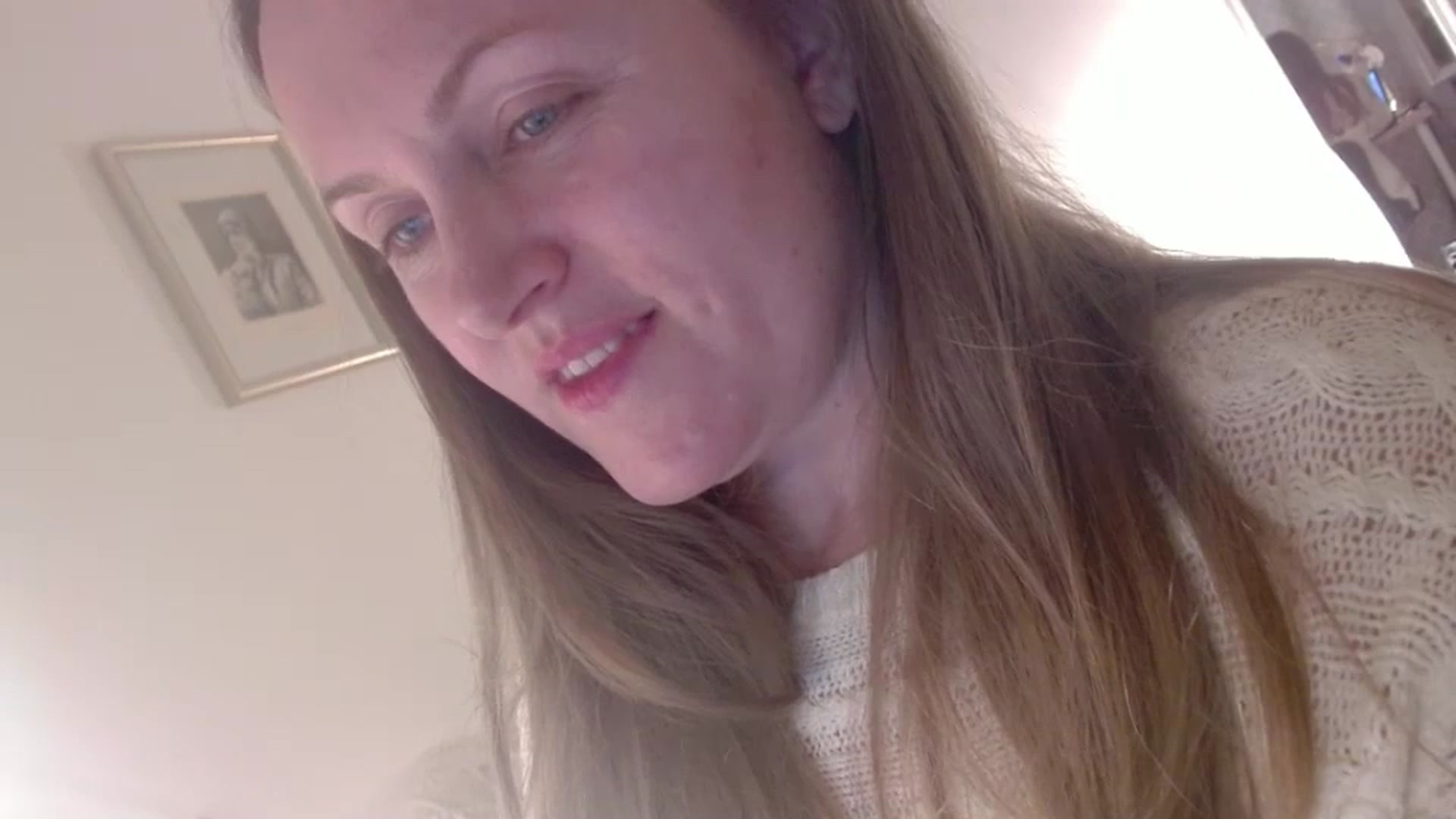Gallery image thumbnail from JustLily's myfreecams stream on, 02/14/2025, 23:28 image 9 of 20