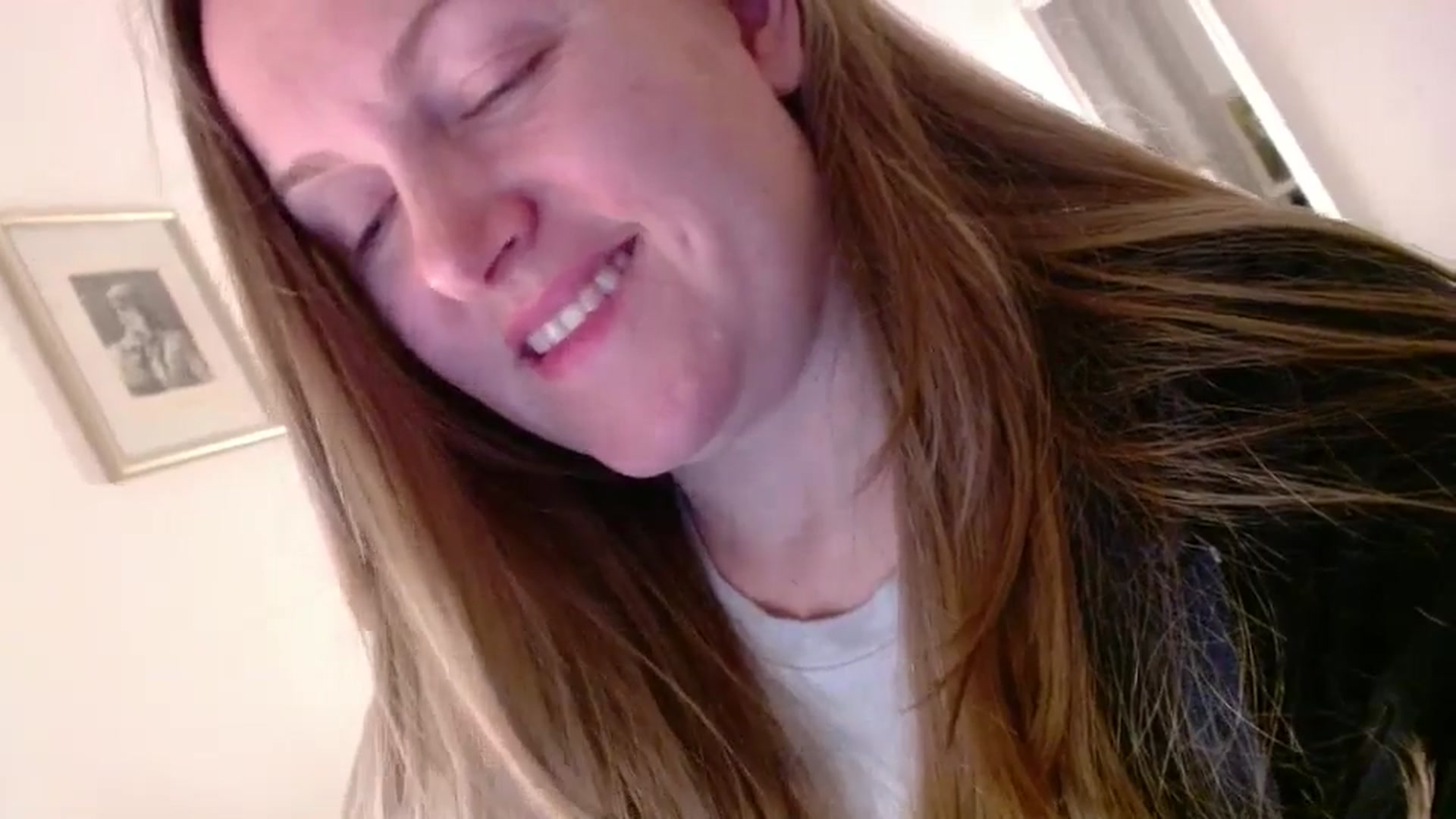 Gallery image thumbnail from JustLily's myfreecams stream on, 02/18/2025, 23:38 image 11 of 20