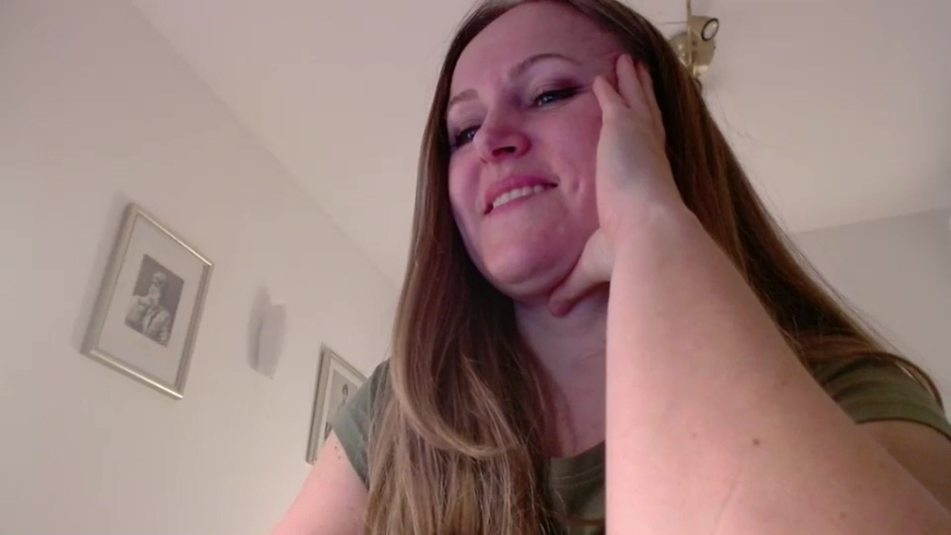Gallery image thumbnail from JustLily's myfreecams stream on, 02/20/2025, 23:47 image 12 of 20