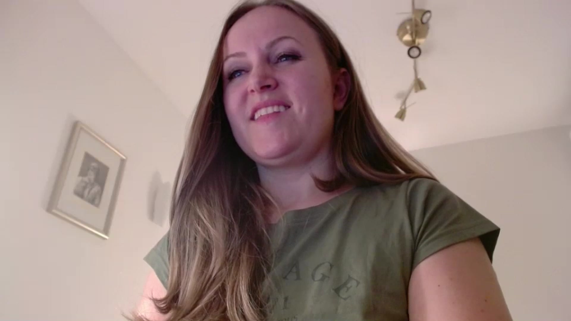 Gallery image thumbnail from JustLily's myfreecams stream on, 02/20/2025, 23:47 image 9 of 20