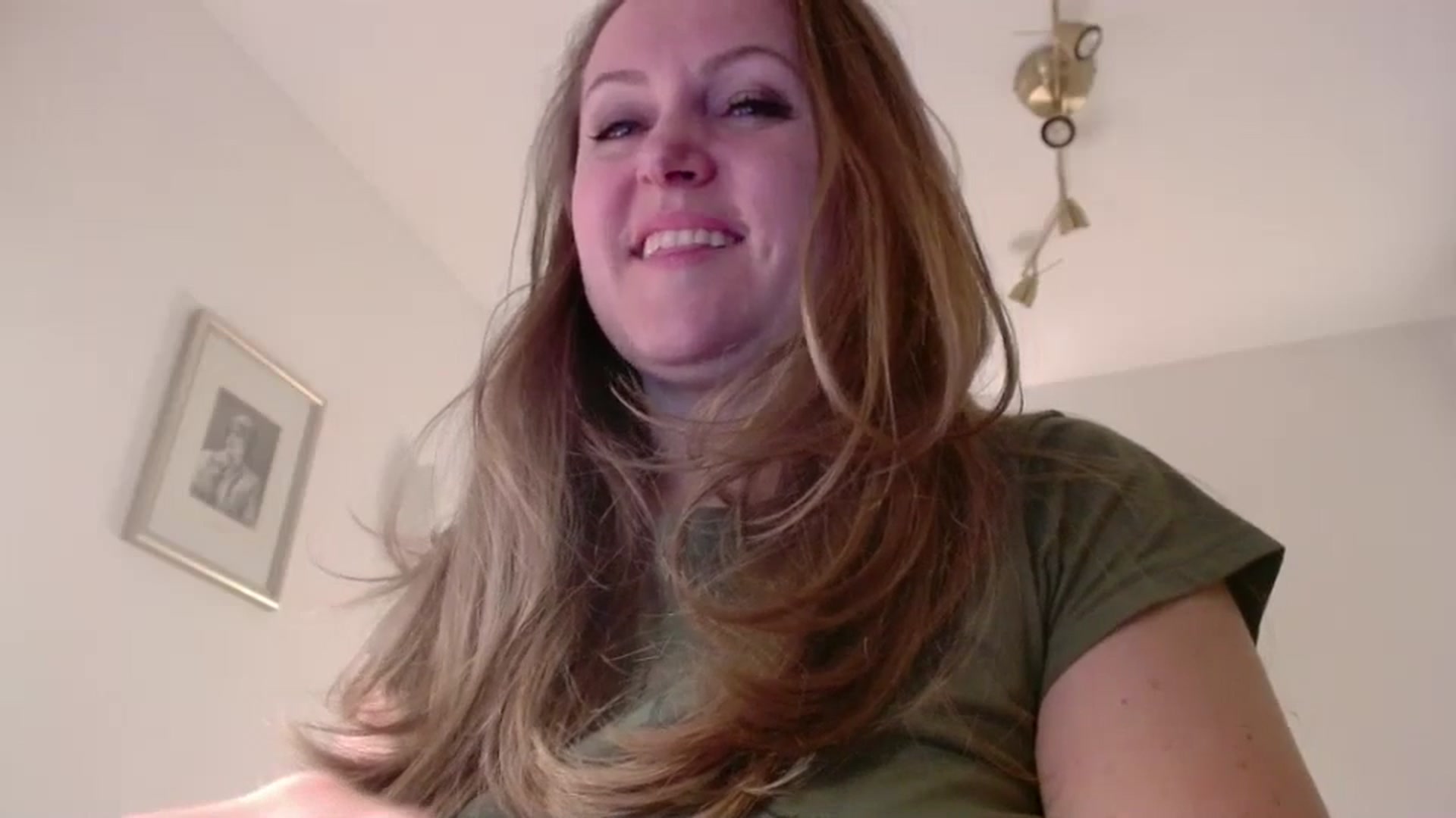 Gallery image thumbnail from JustLily's myfreecams stream on, 02/21/2025, 24:04 image 14 of 20