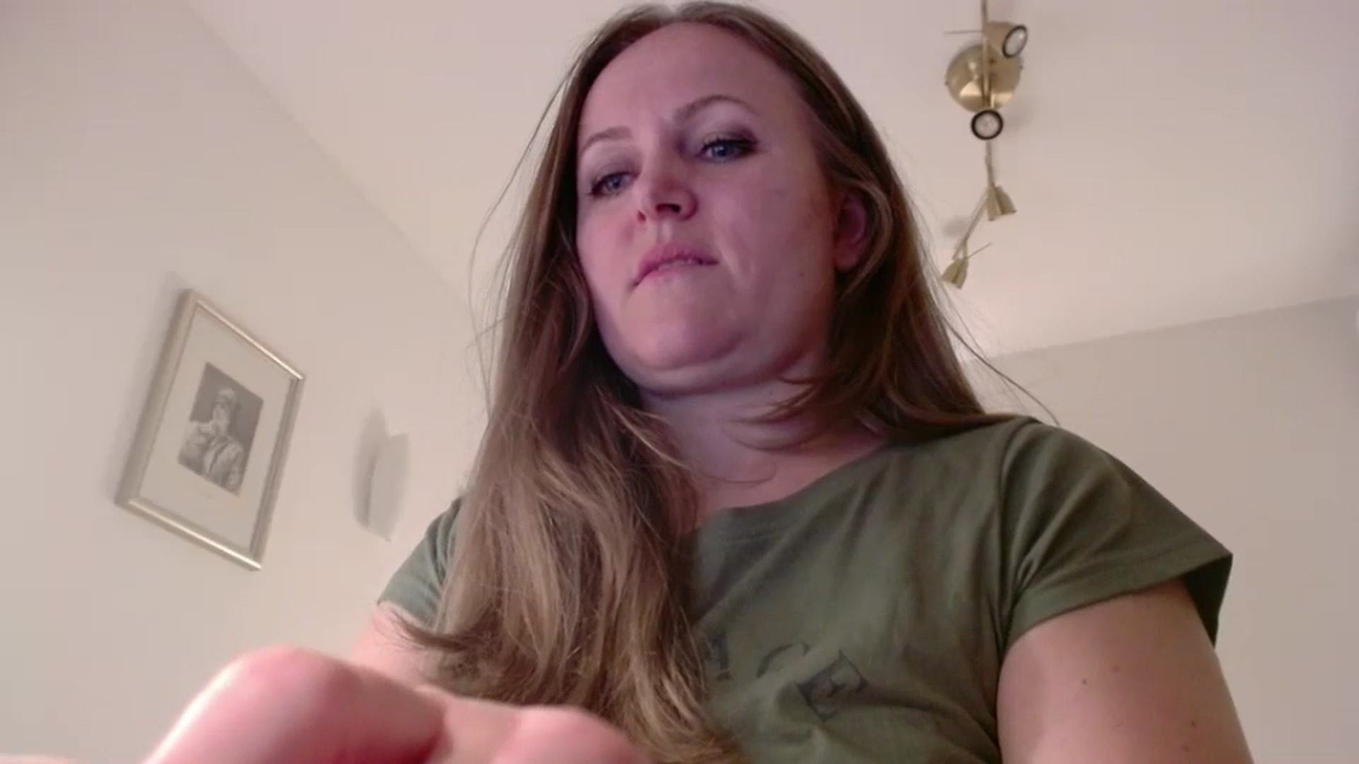 Gallery image thumbnail from JustLily's myfreecams stream on, 02/21/2025, 24:04 image 19 of 20