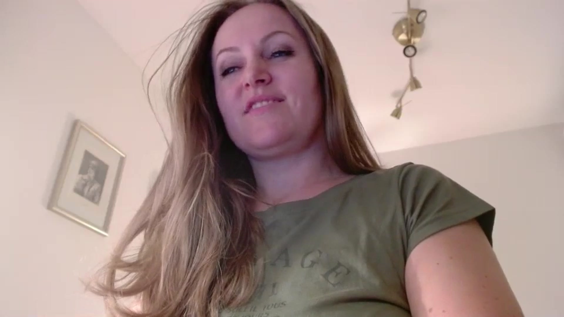 Gallery image thumbnail from JustLily's myfreecams stream on, 02/21/2025, 24:04 image 16 of 20