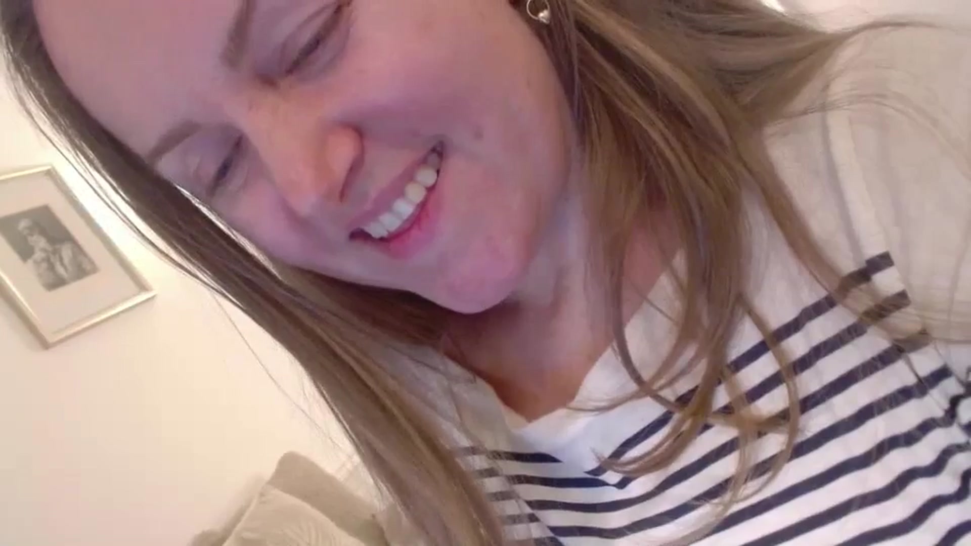 Gallery image thumbnail from JustLily's myfreecams stream on, 03/04/2025, 24:25 image 15 of 20