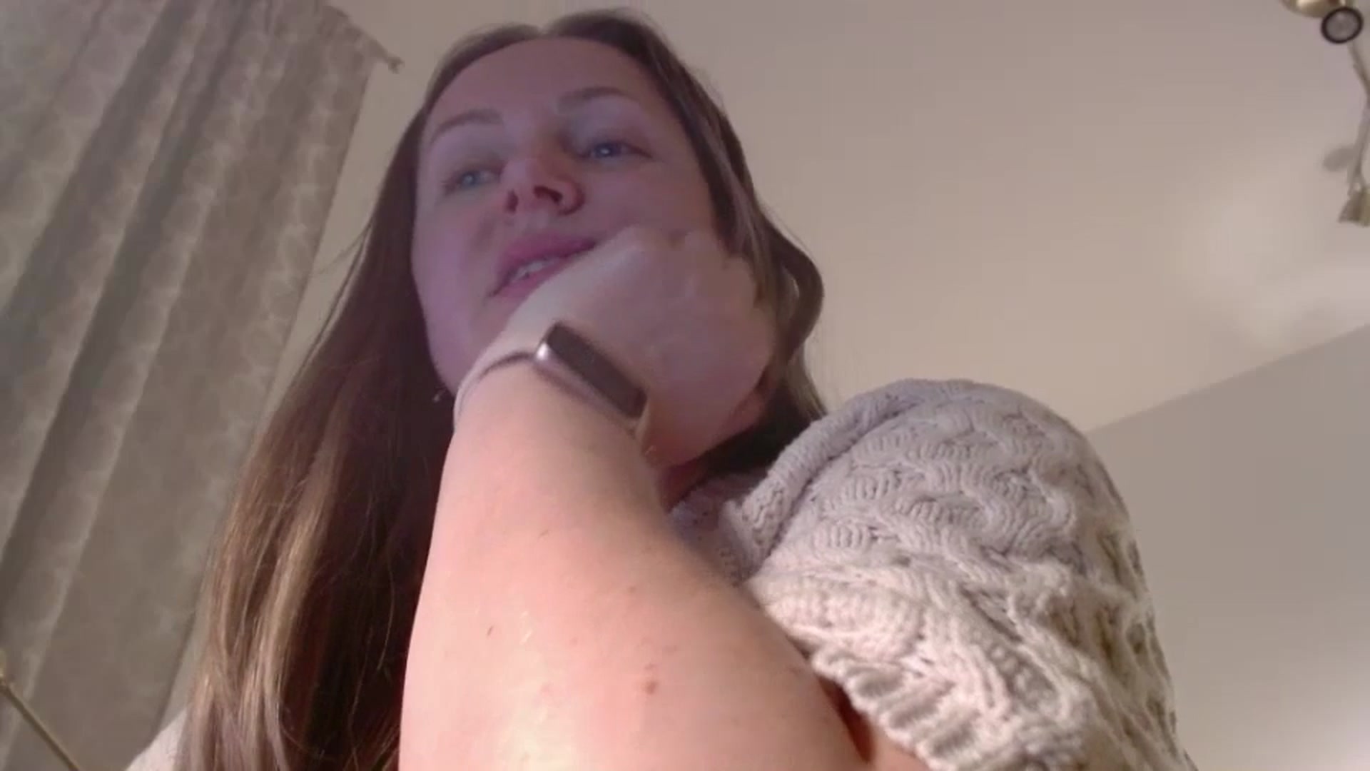 Gallery image thumbnail from JustLily's myfreecams stream on, 03/10/2025, 23:52 image 9 of 20