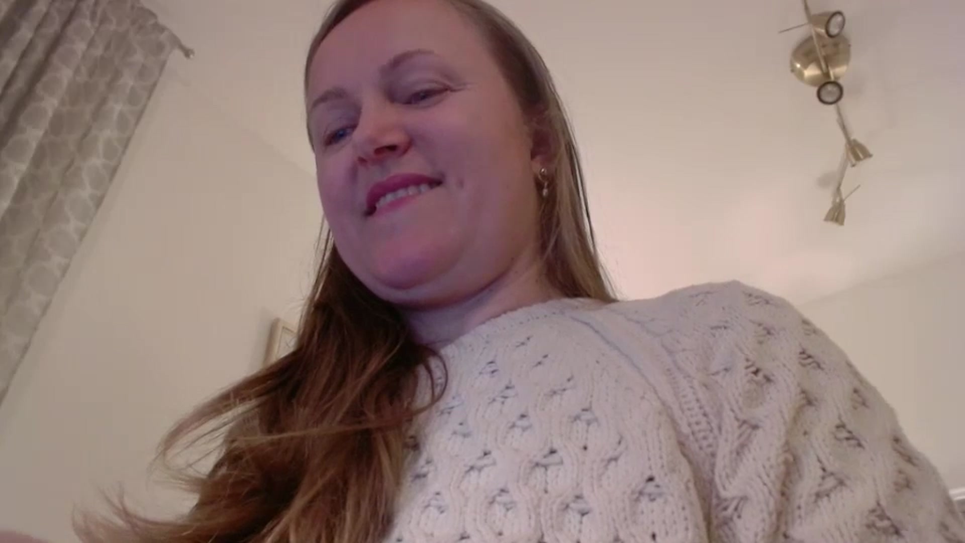 Gallery image thumbnail from JustLily's myfreecams stream on, 03/11/2025, 23:14 image 14 of 20