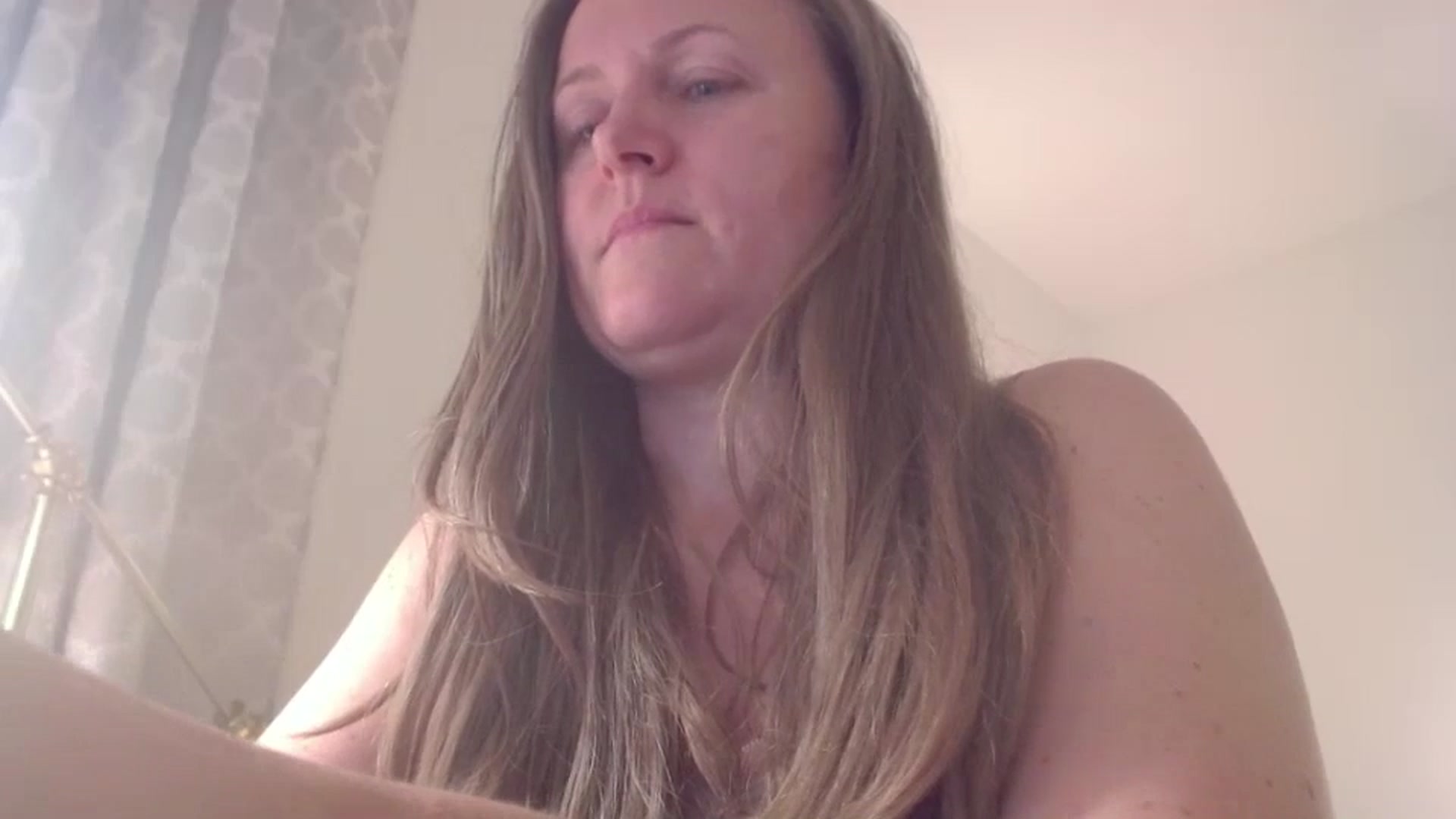 Gallery image thumbnail from JustLily's myfreecams stream on, 03/17/2025, 23:21 image 12 of 20