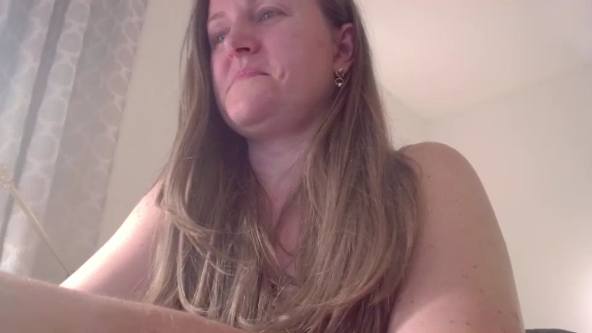 Gallery image thumbnail from JustLily's myfreecams stream on, 03/17/2025, 23:21 image 17 of 20