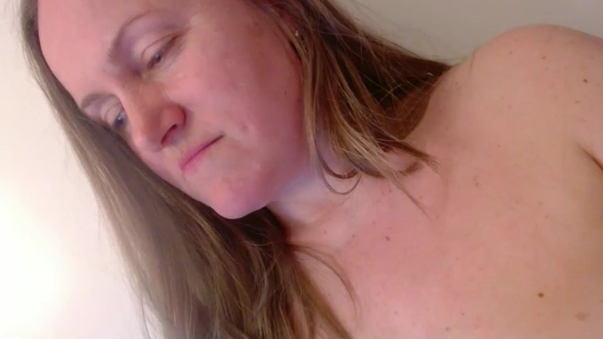 Gallery image thumbnail from JustLily's myfreecams stream on, 03/24/2025, 23:45 image 11 of 20