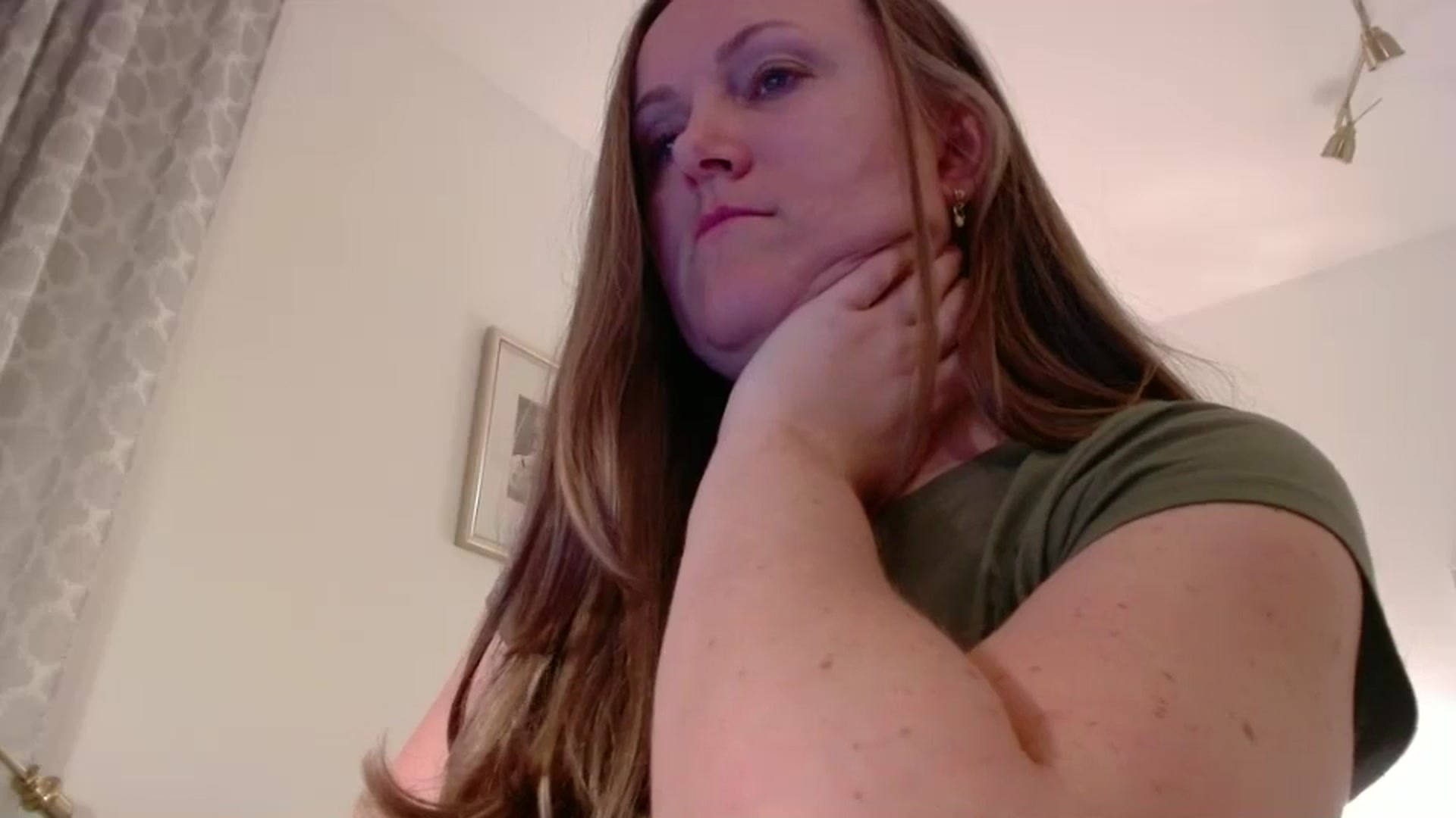 Gallery image thumbnail from JustLily's myfreecams stream on, 03/28/2025, 23:15 image 9 of 20